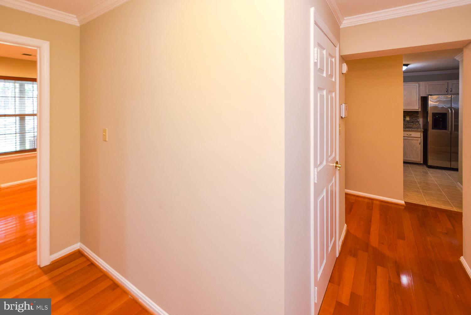 APPLEGATE CONDO - Residential