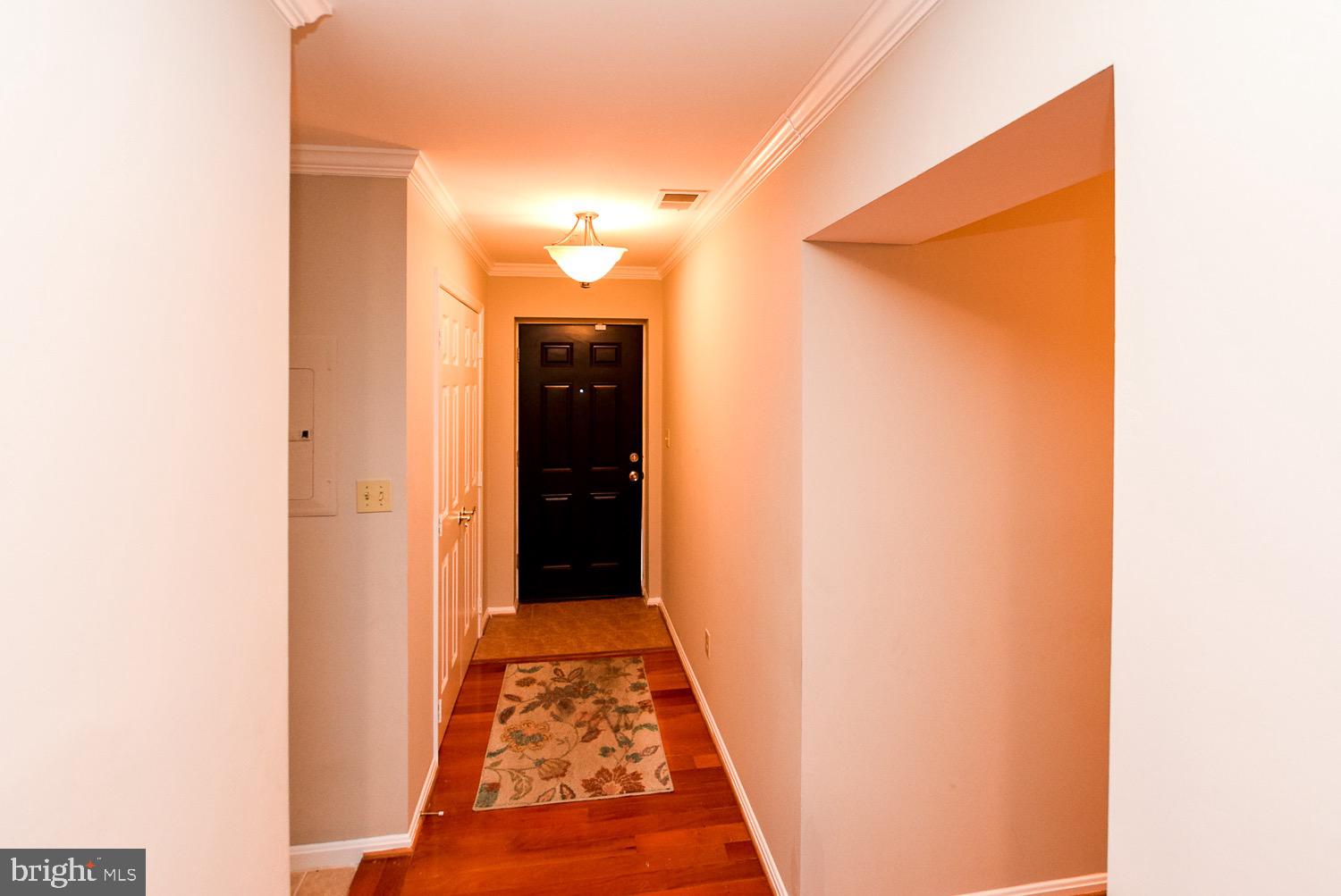 APPLEGATE CONDO - Residential