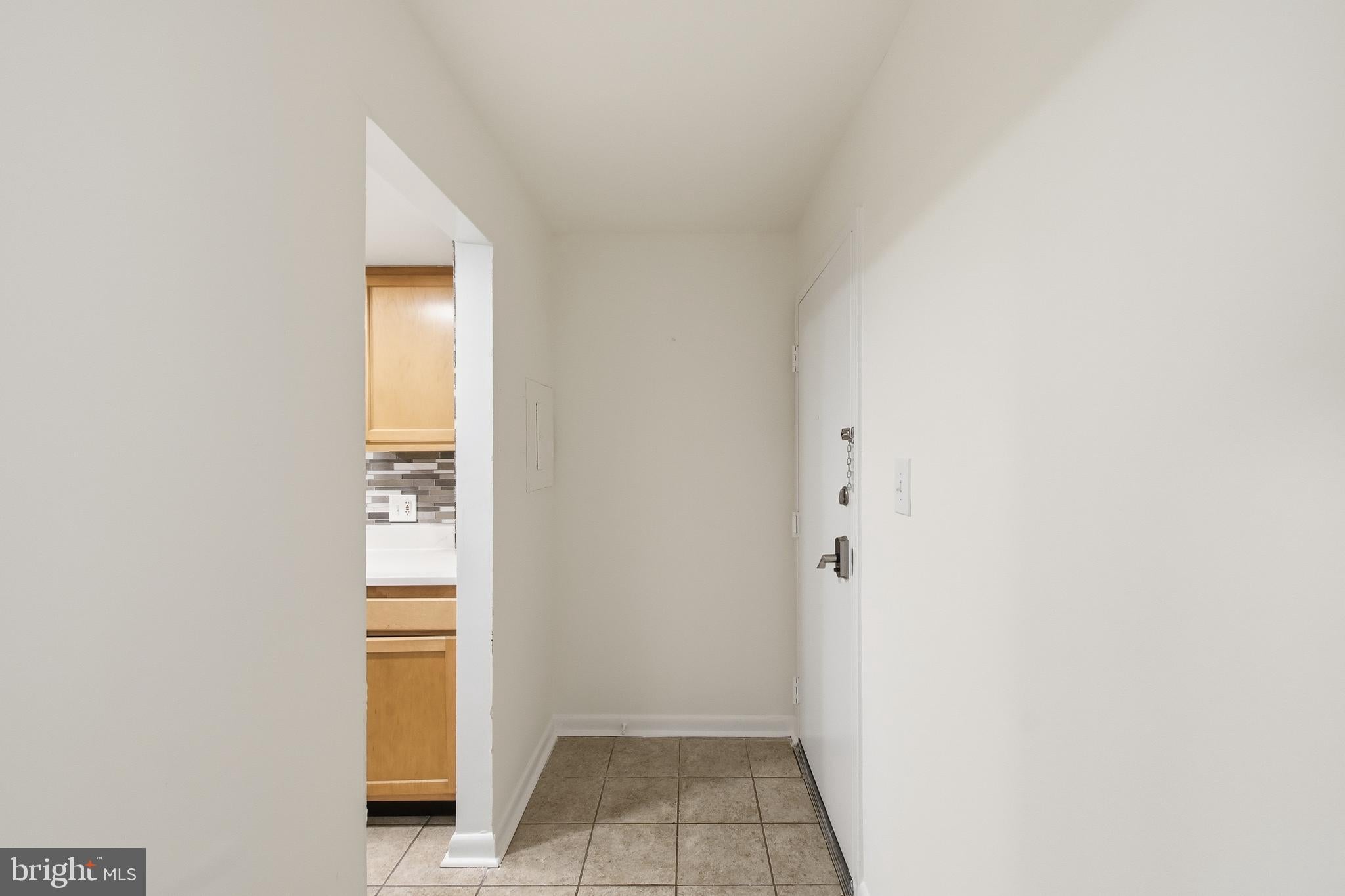 2231 CASTLE ROCK SQUARE 11C
