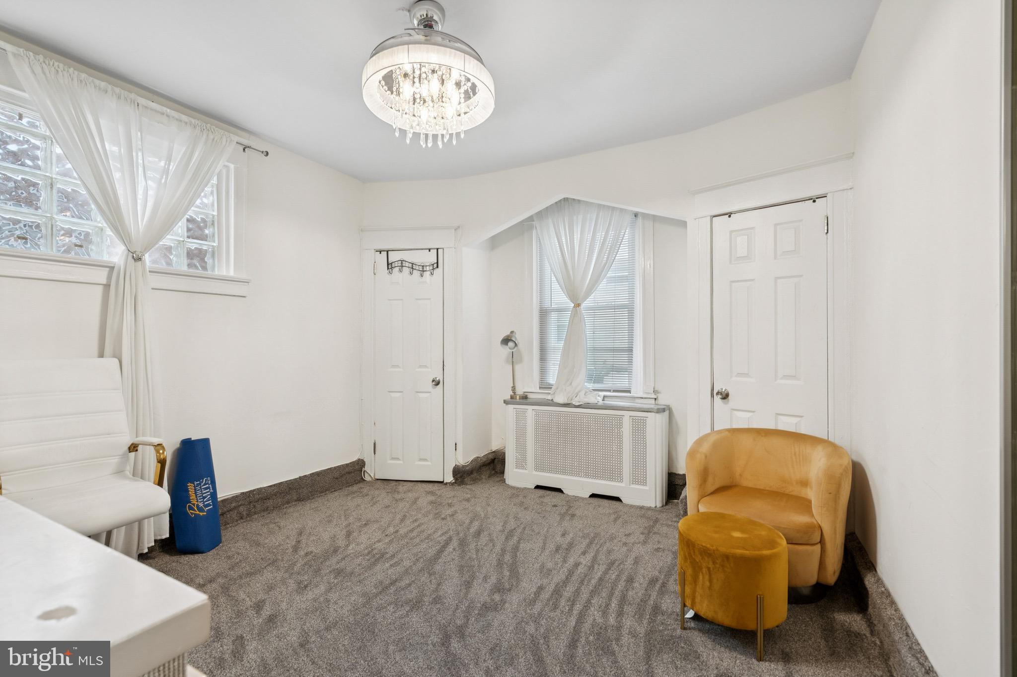 WEST OAK LANE - Residential