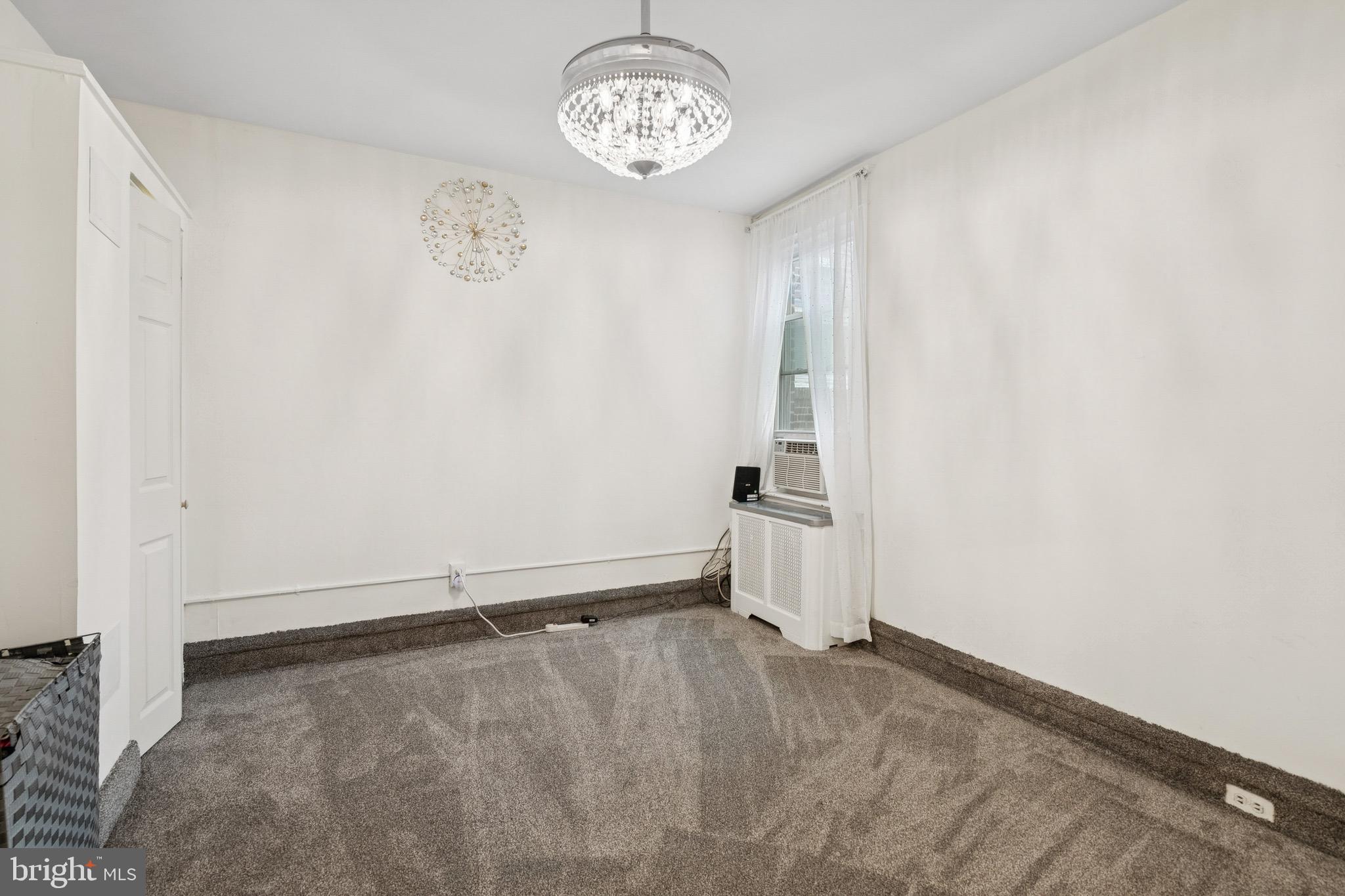 WEST OAK LANE - Residential