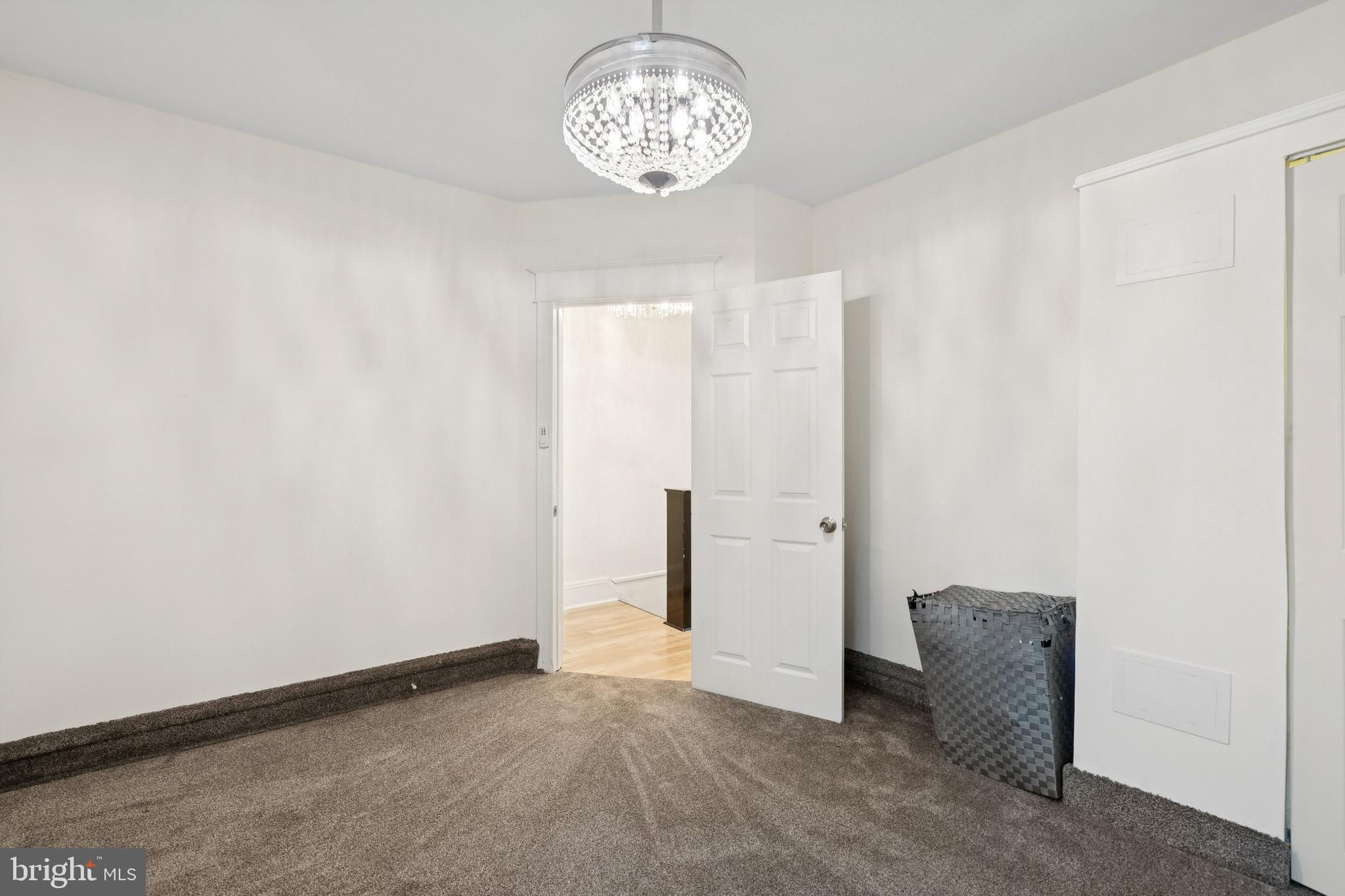 WEST OAK LANE - Residential