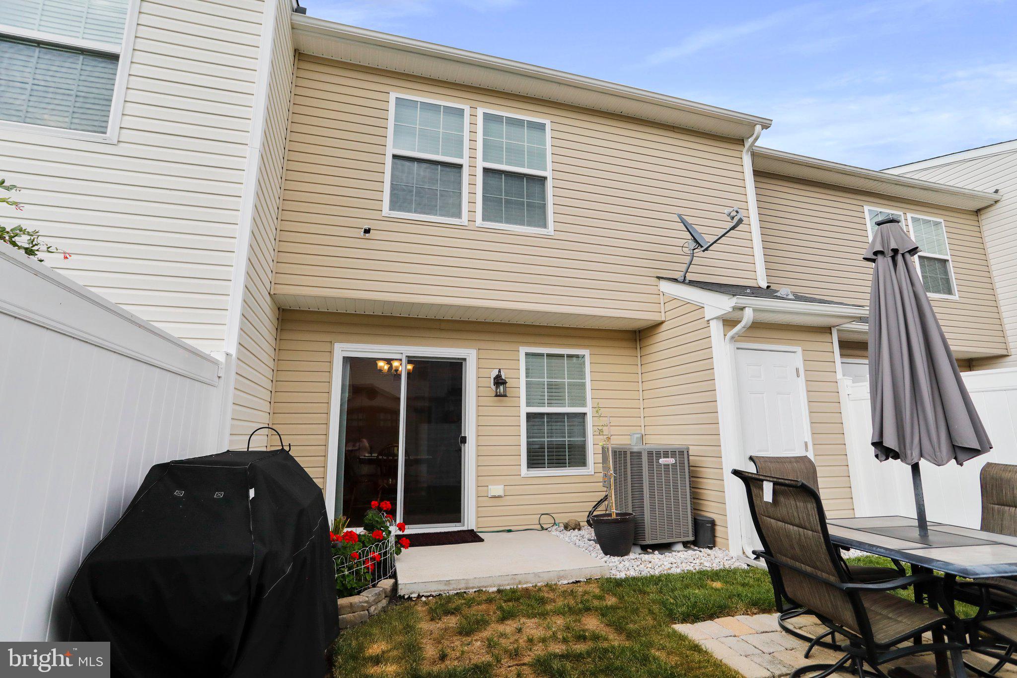 MANOR PARK - Residential