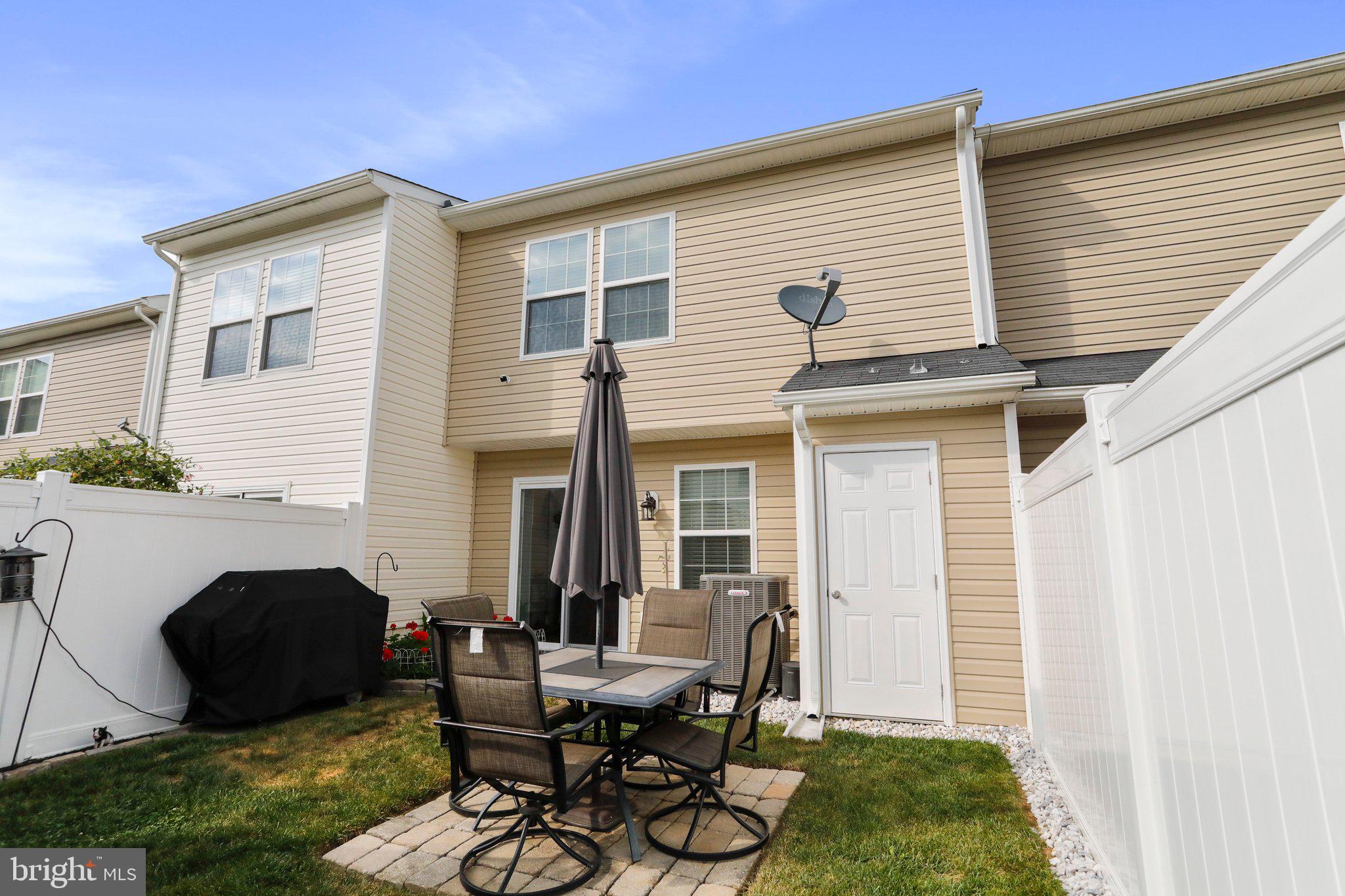 MANOR PARK - Residential