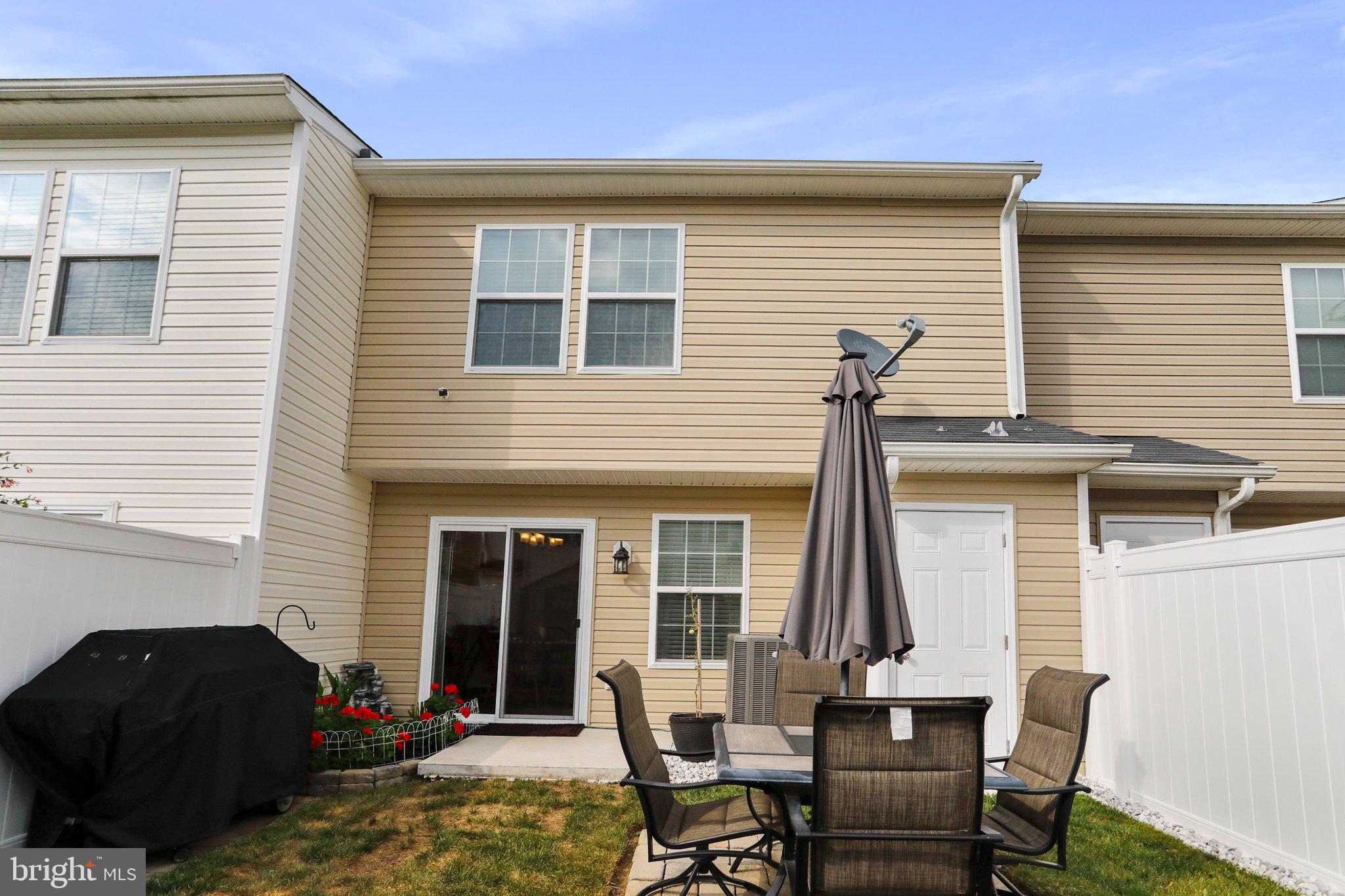 MANOR PARK - Residential