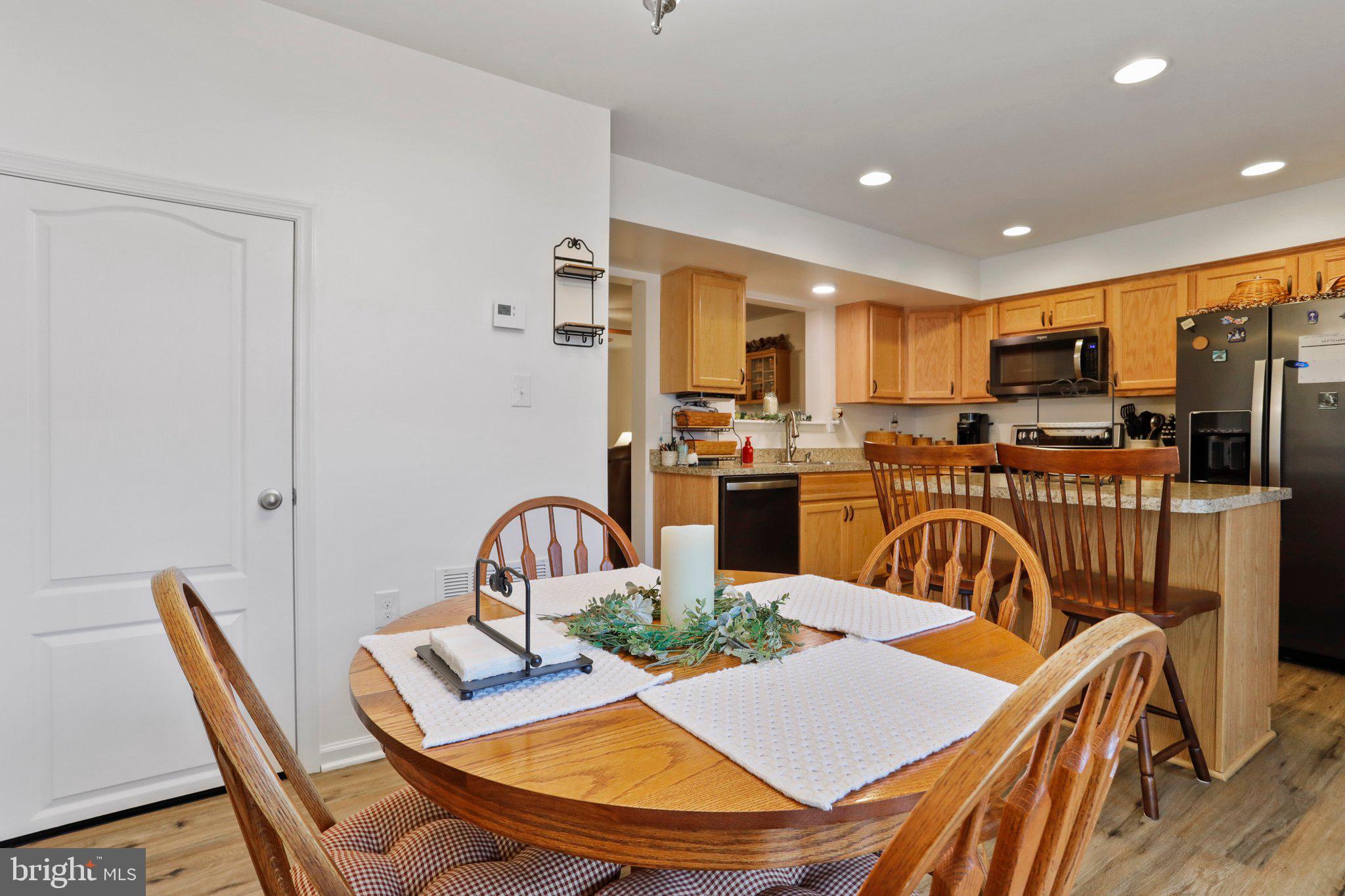 MANOR PARK - Residential