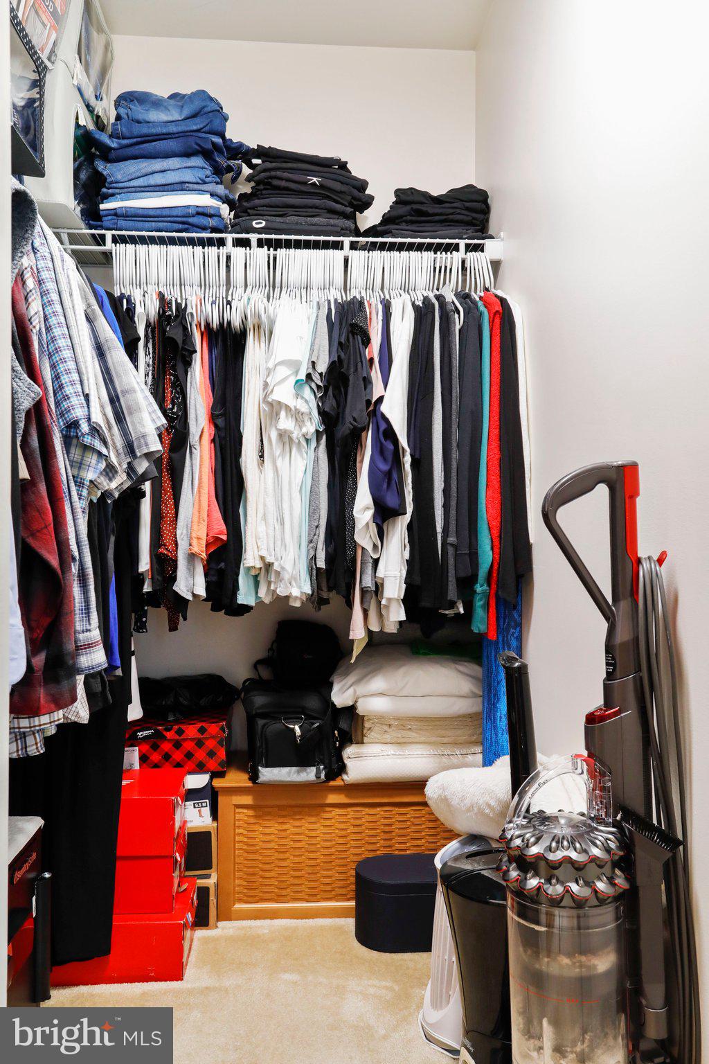 MANOR PARK - Residential