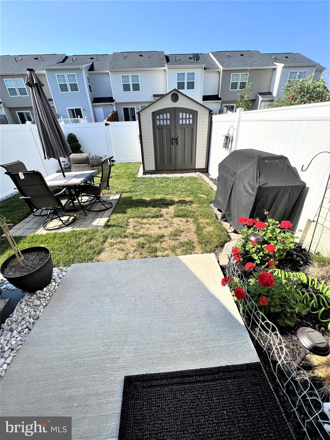 MANOR PARK - Residential