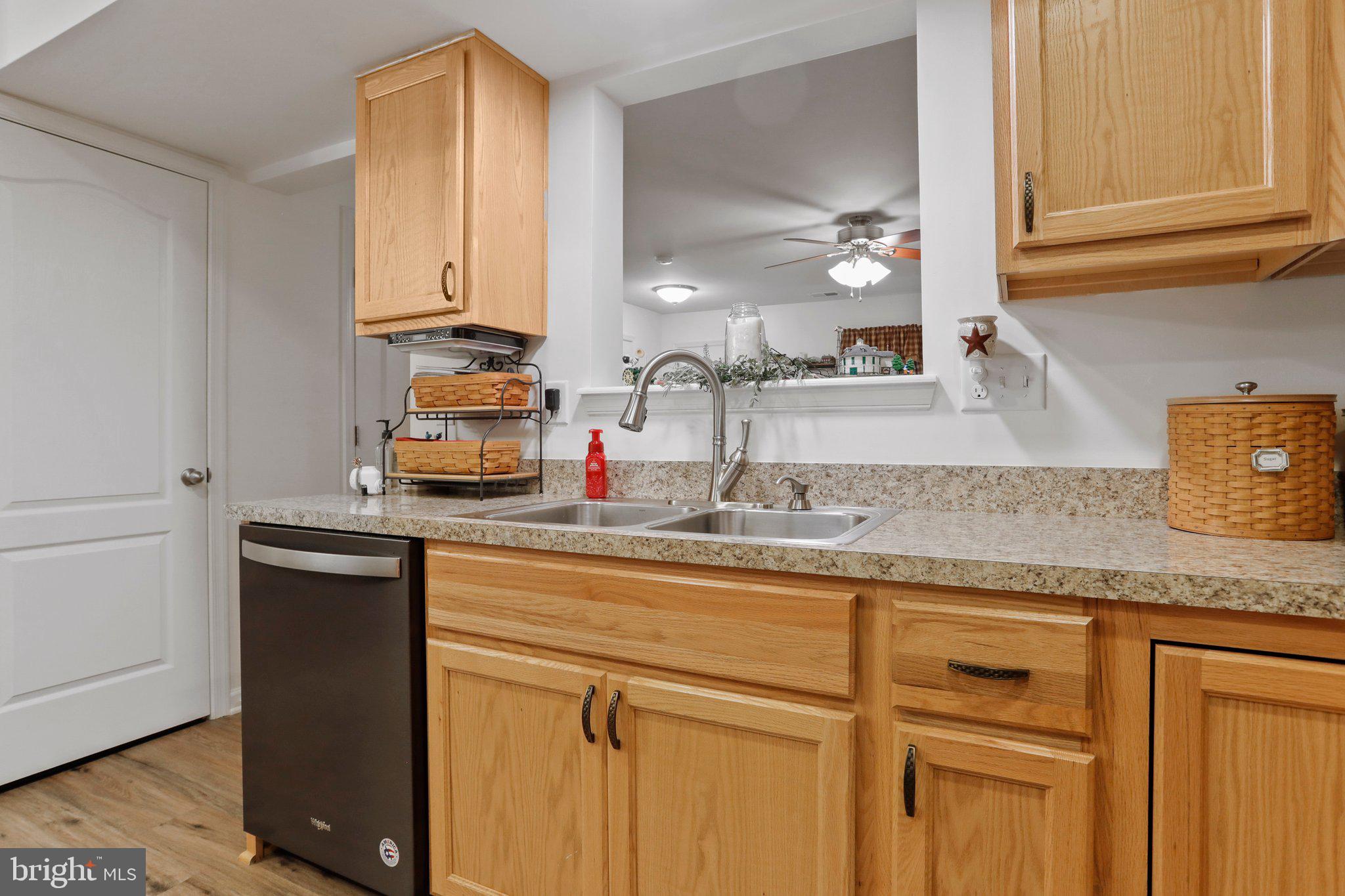 MANOR PARK - Residential