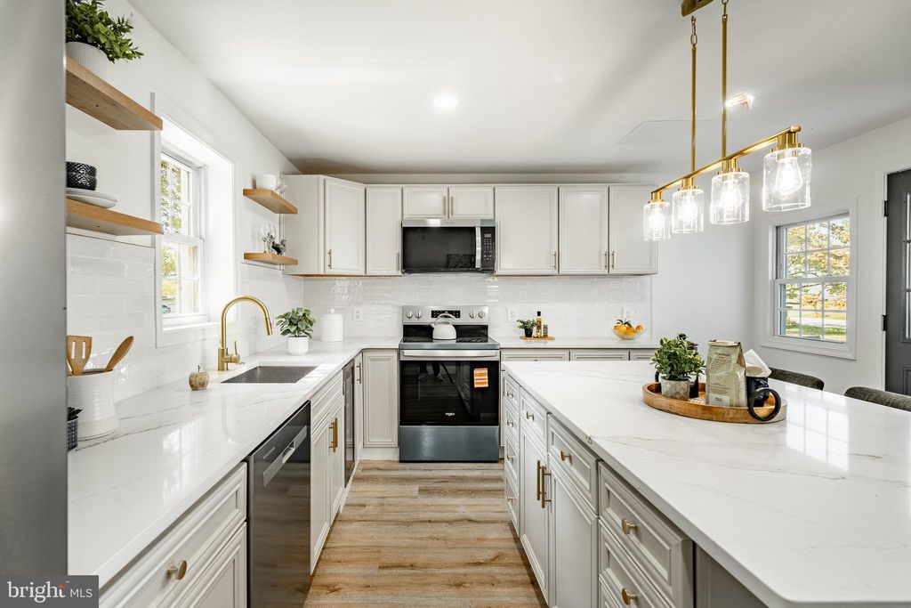 Photo of 174 Maple Avenue, COLLEGEVILLE, PA 19426 (MLS # PAMC2155270)