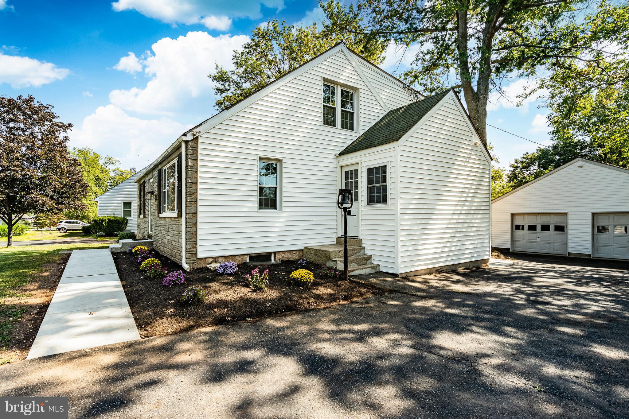 PERKIOMEN PL - Residential