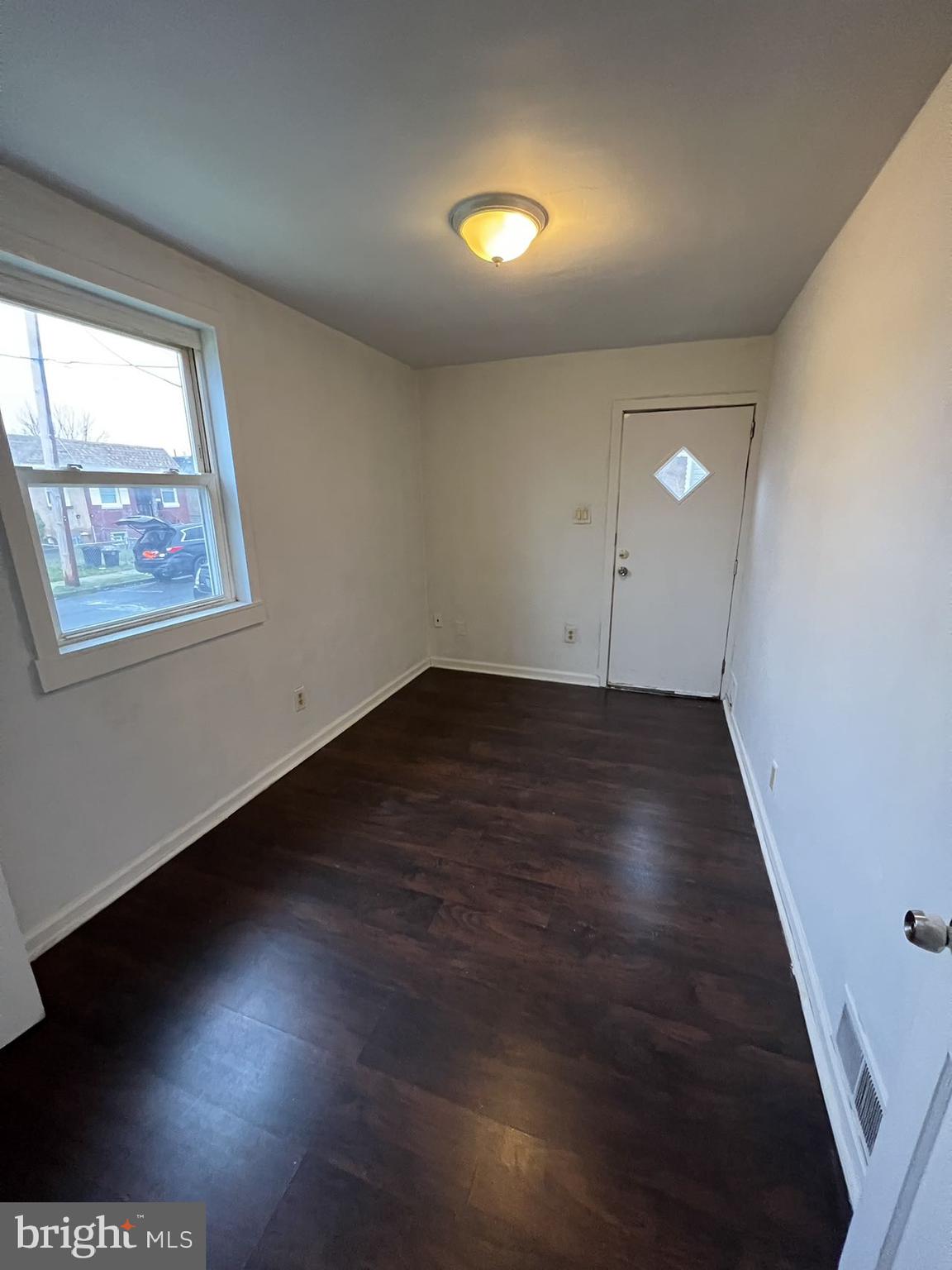 LINCOLN PARK - Residential