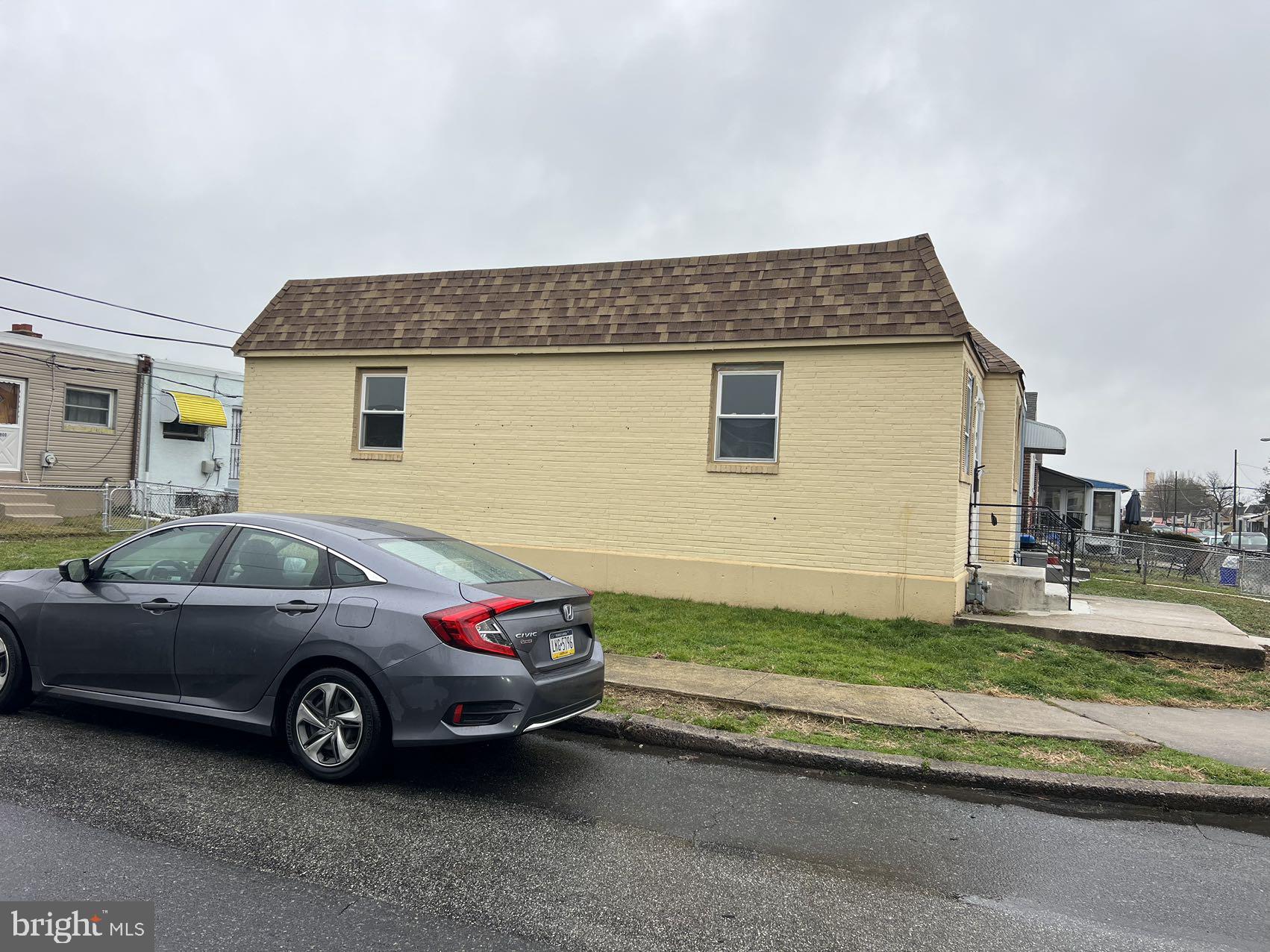 LINCOLN PARK - Residential