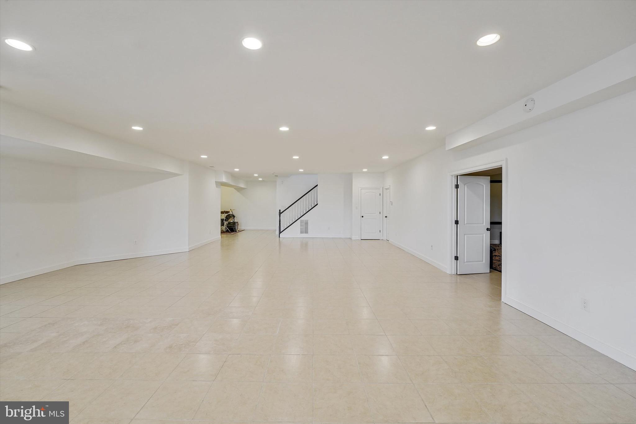 ASH GROVE - Residential