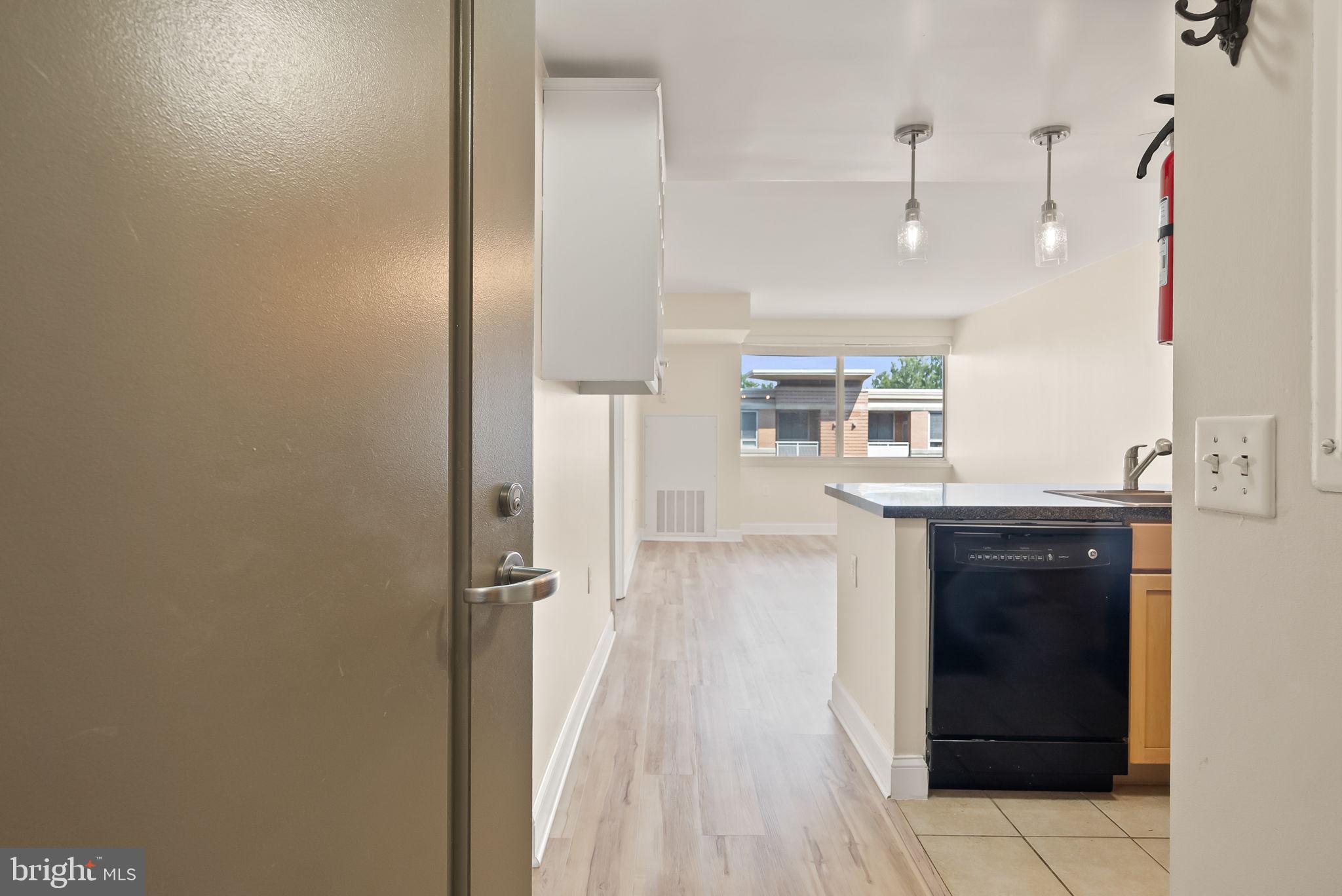 800 4TH STREET SW S513