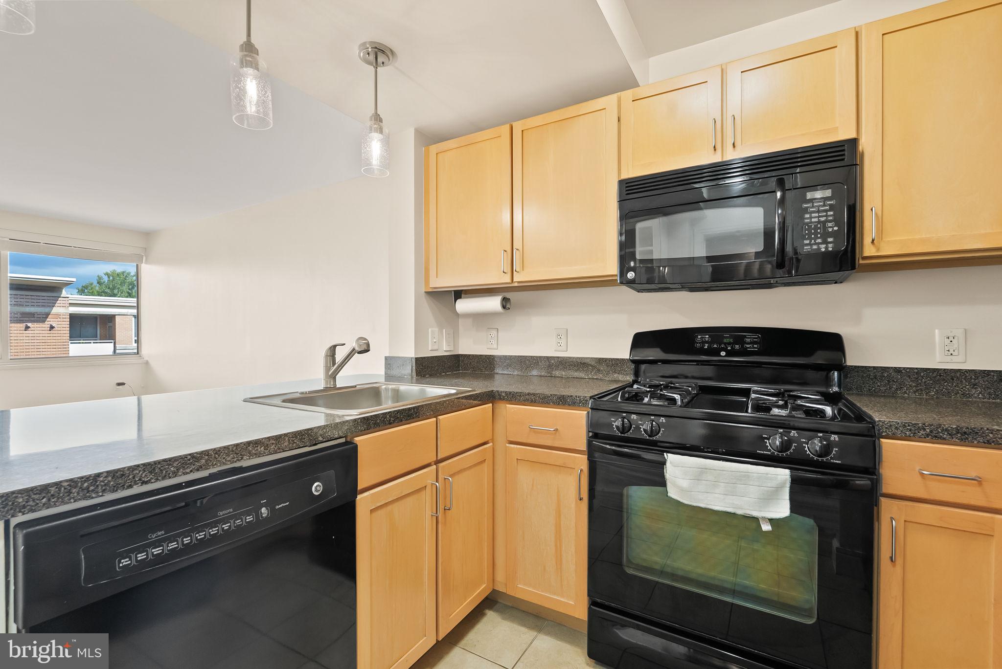 800 4TH STREET SW S513