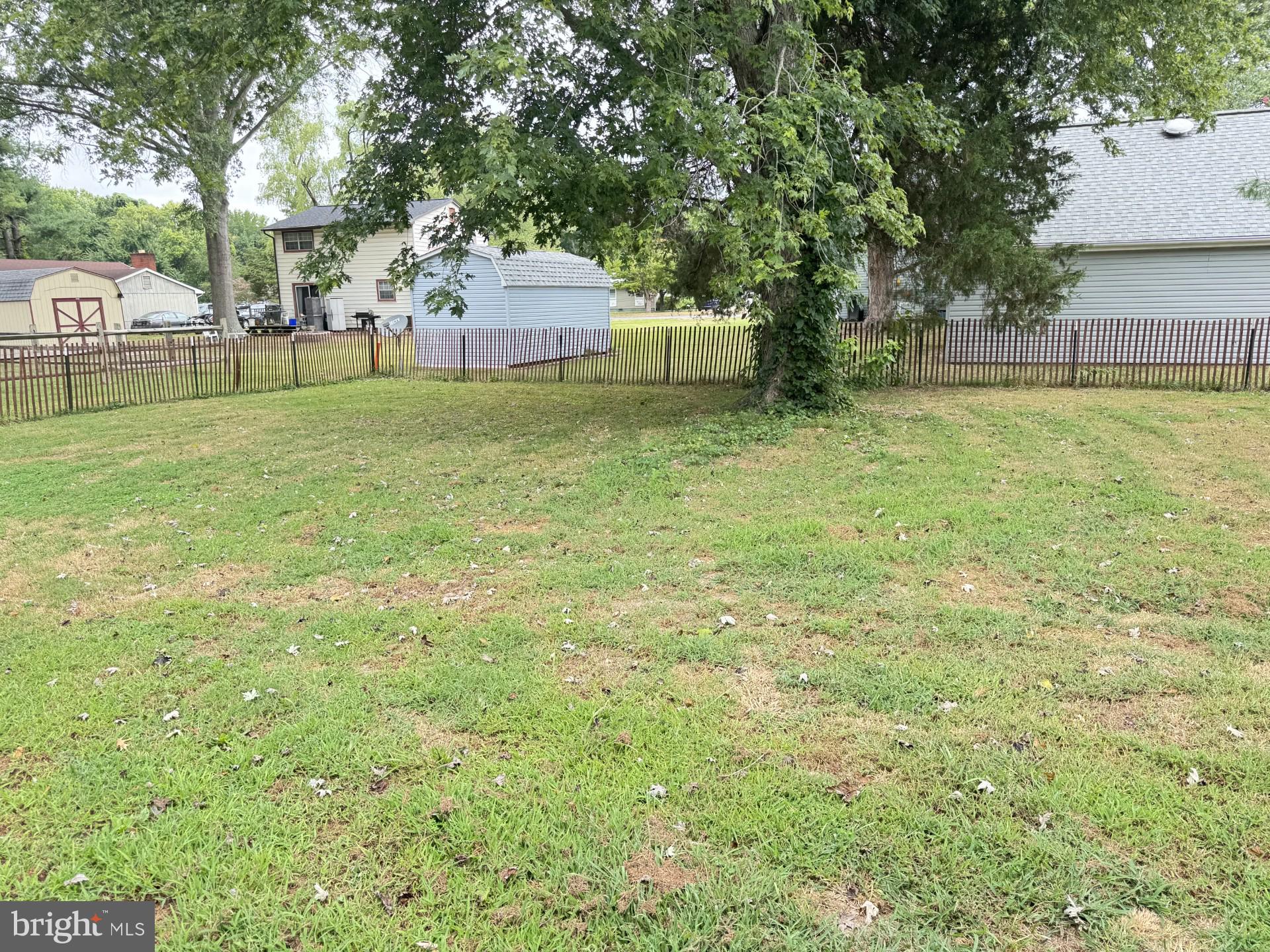 BAYBERRY ESTATES - Residential Lease