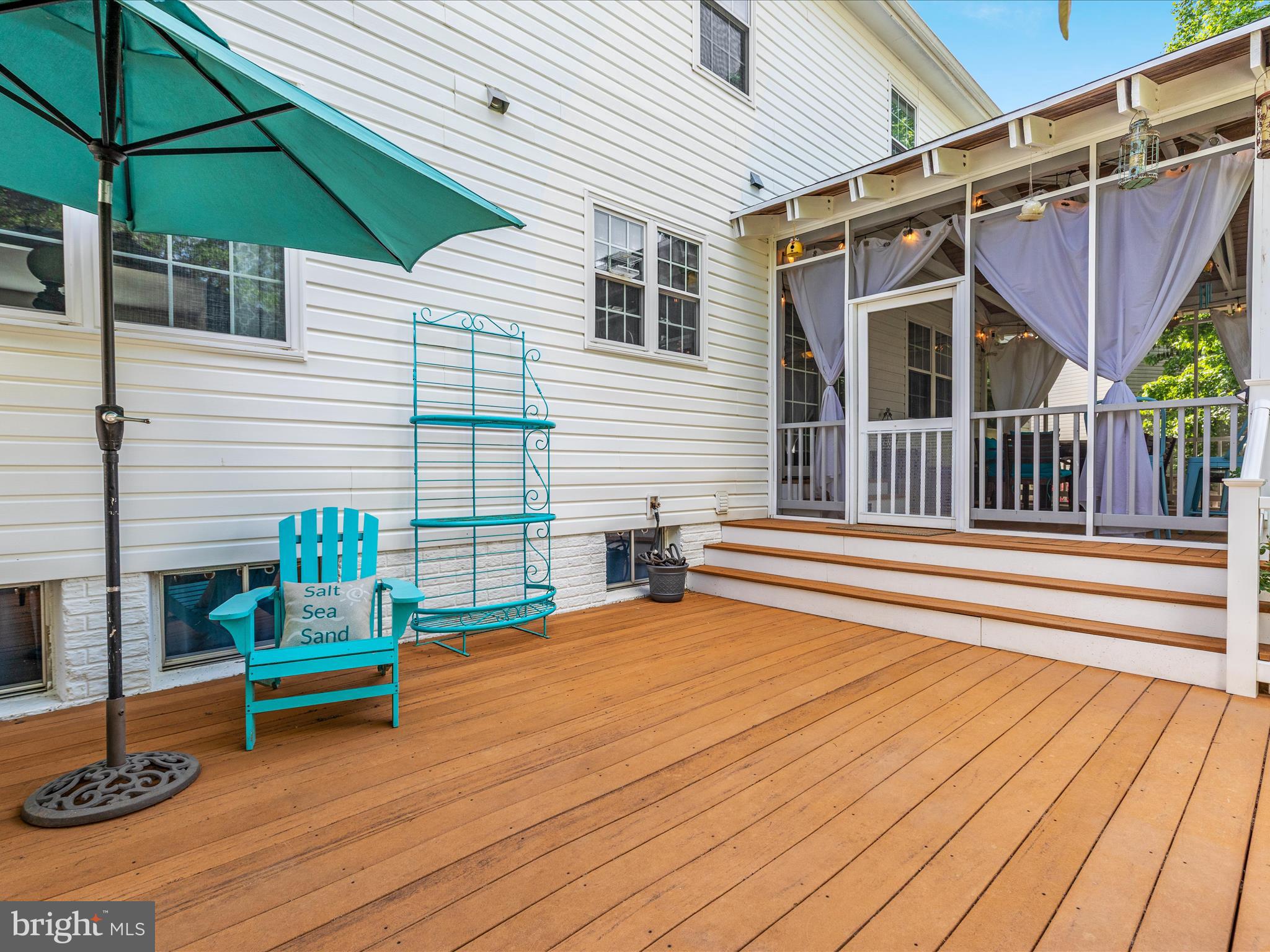 ASHBURN VILLAGE - Residential