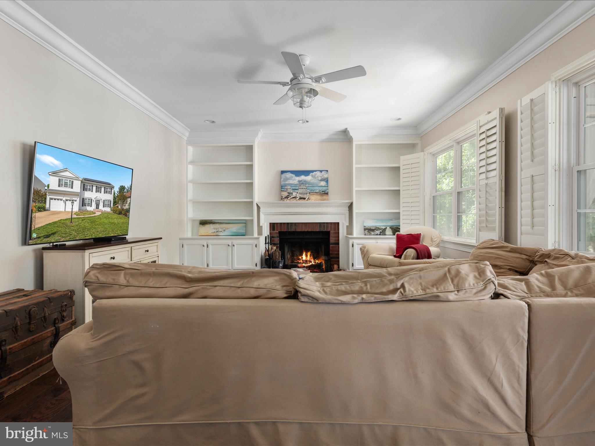 ASHBURN VILLAGE - Residential