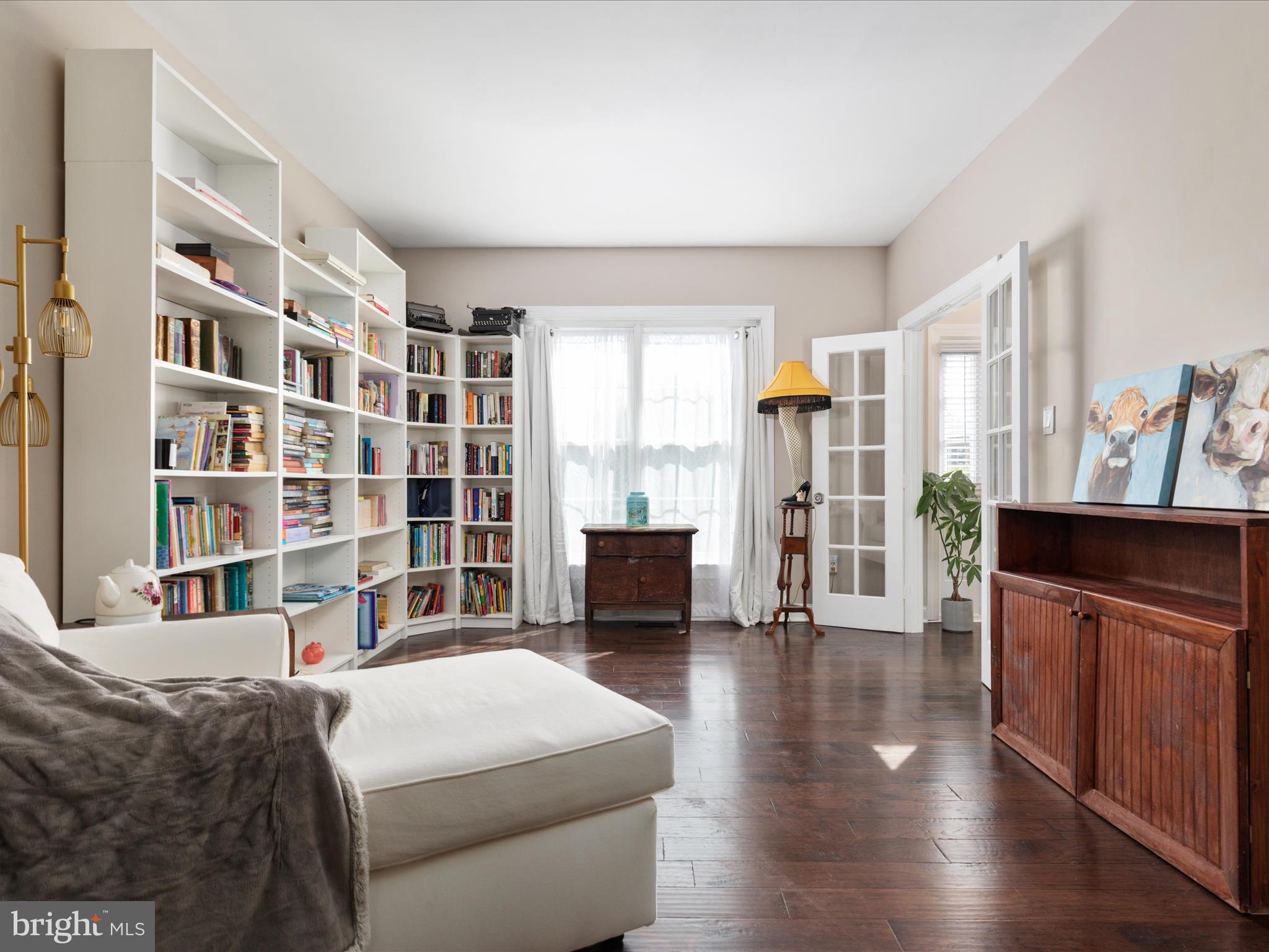 ASHBURN VILLAGE - Residential