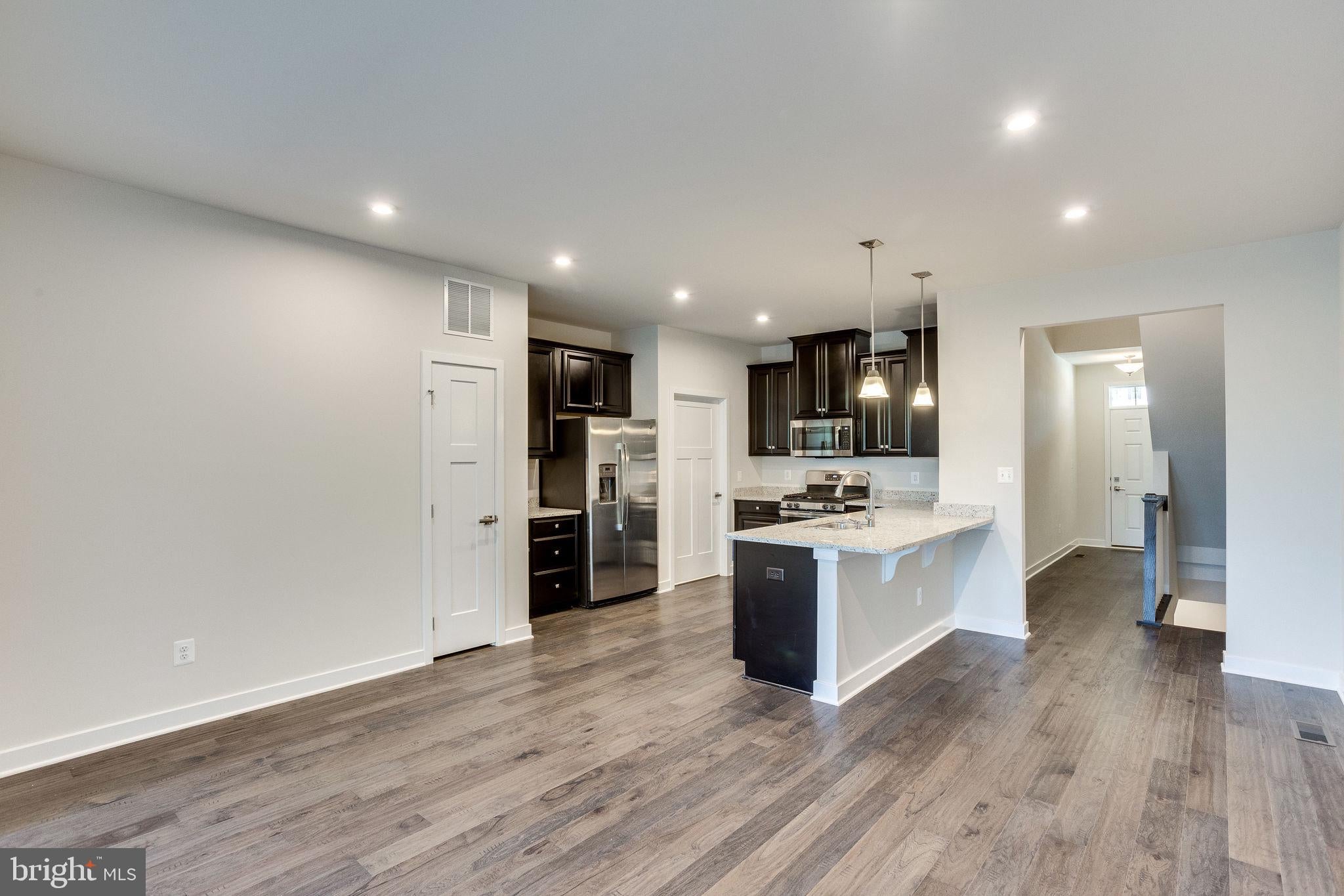 2183 HEMLOCK BAY ROAD