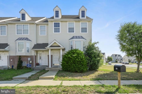 Townhouse For Sale - 303 Tribbitt Street<br/> DOVER, DE 19904