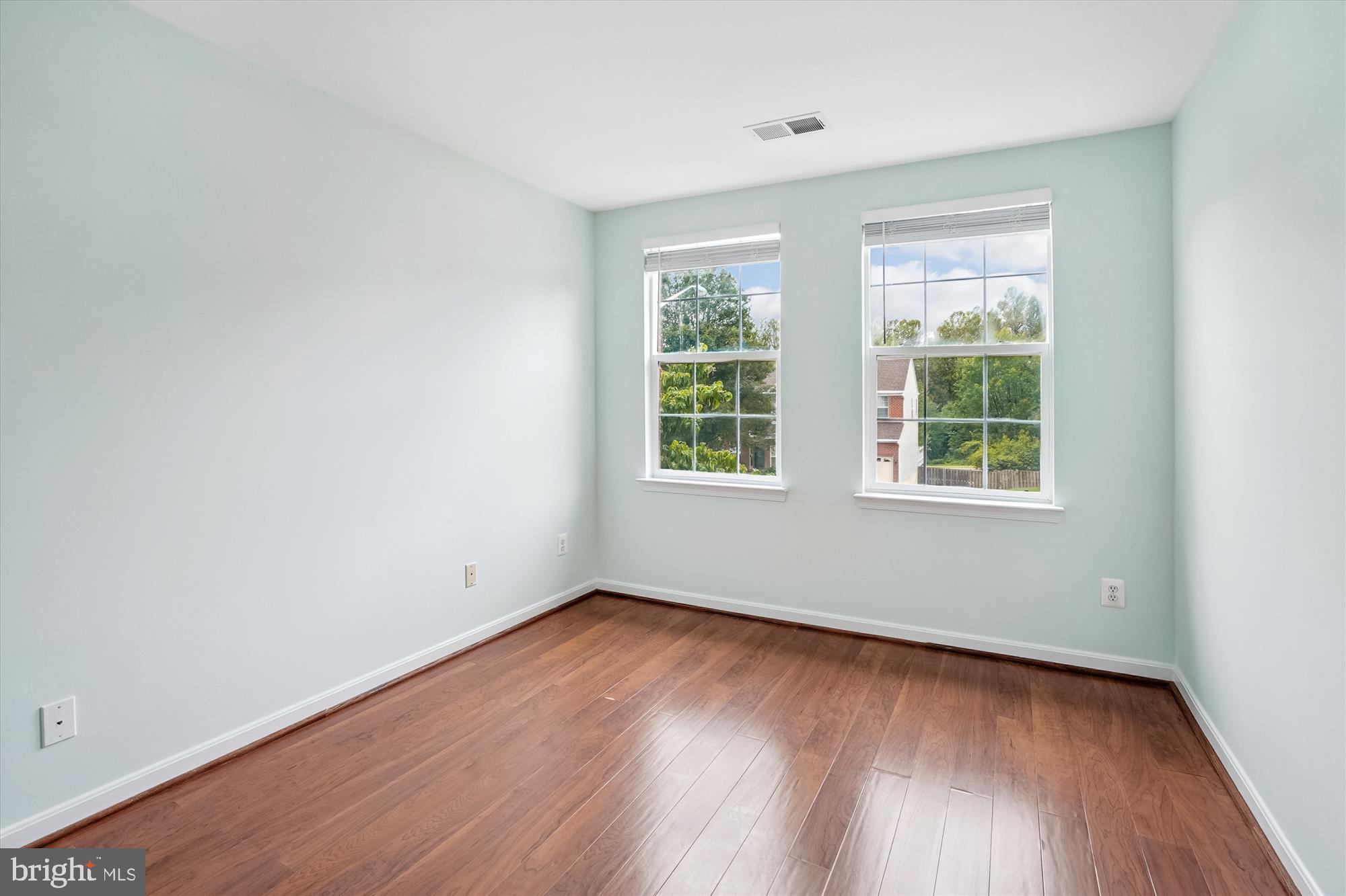 BLOOMS CROSSING - Residential