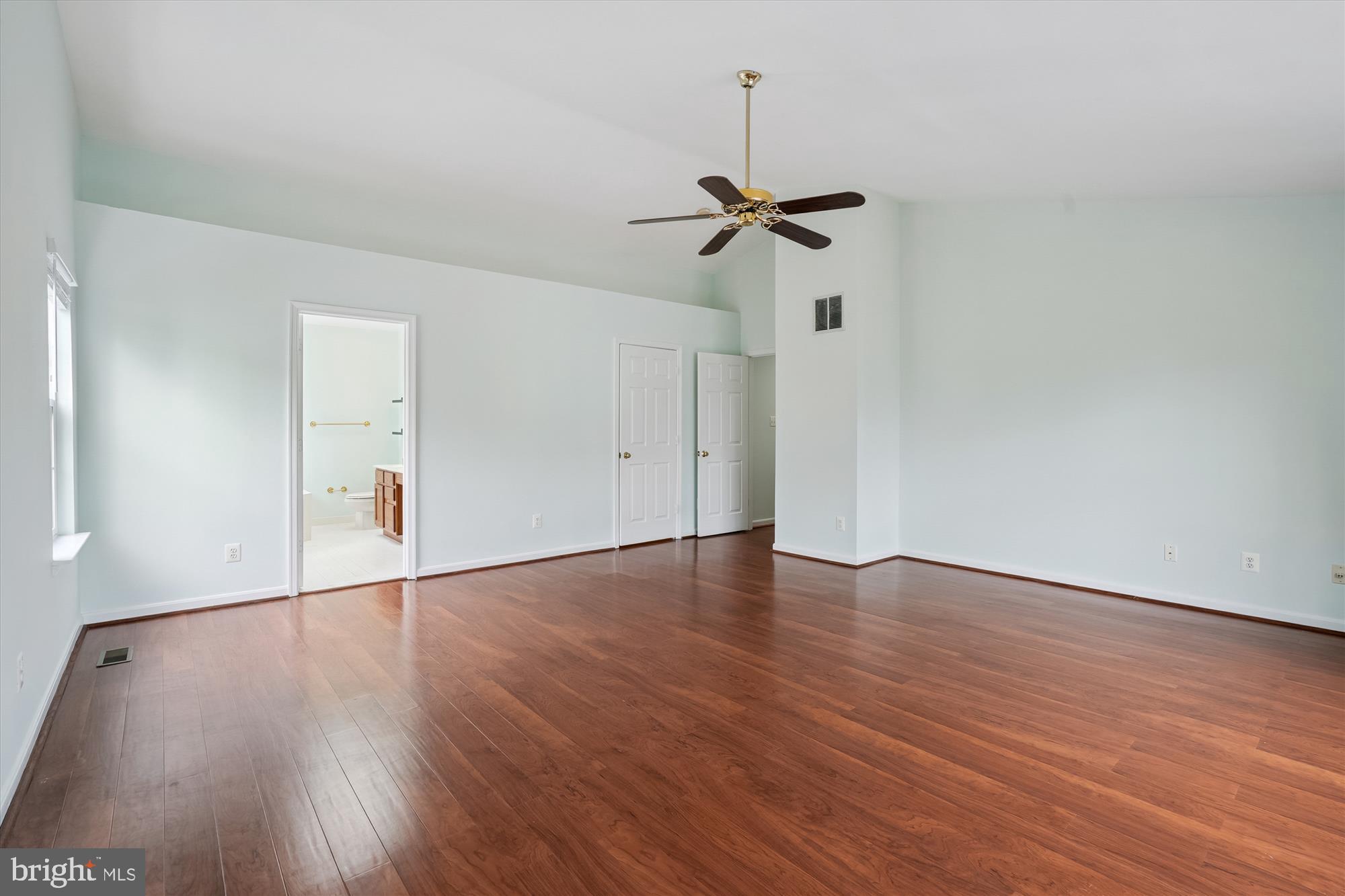 BLOOMS CROSSING - Residential