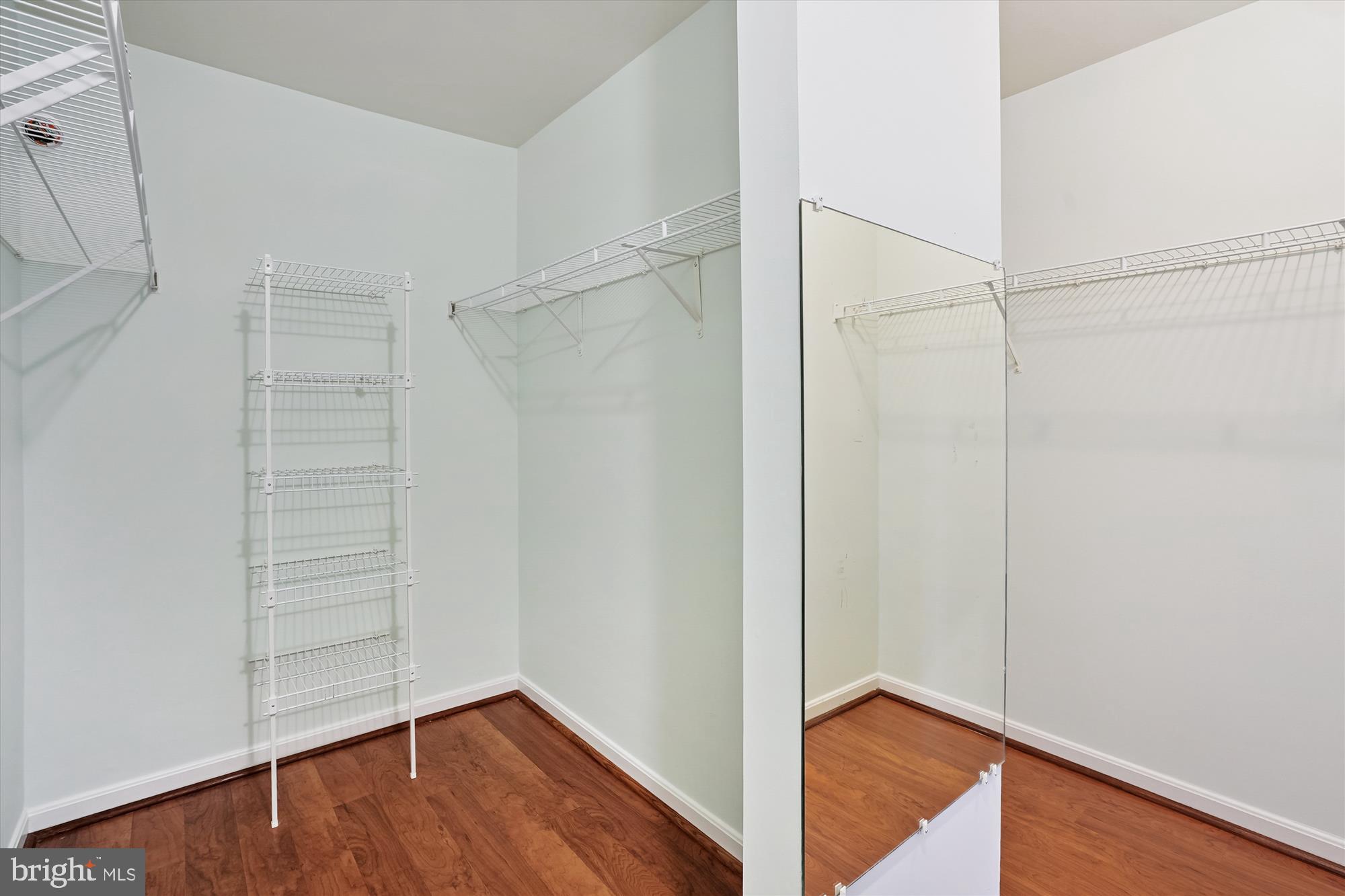 BLOOMS CROSSING - Residential