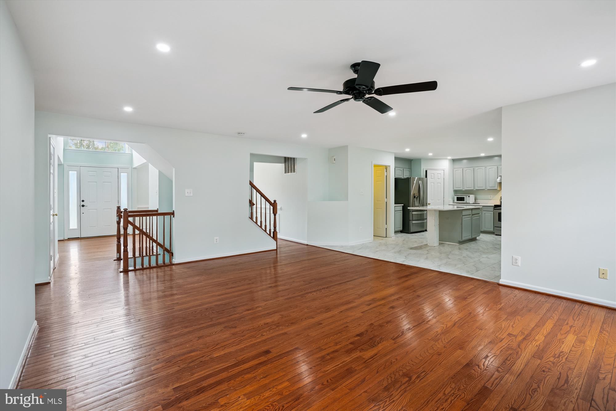 BLOOMS CROSSING - Residential