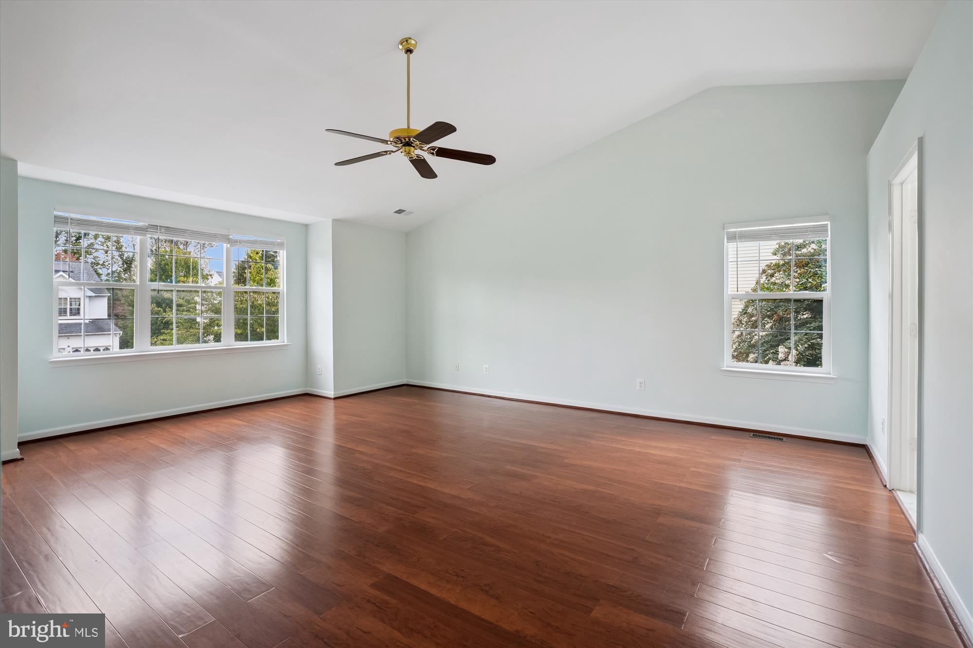 BLOOMS CROSSING - Residential