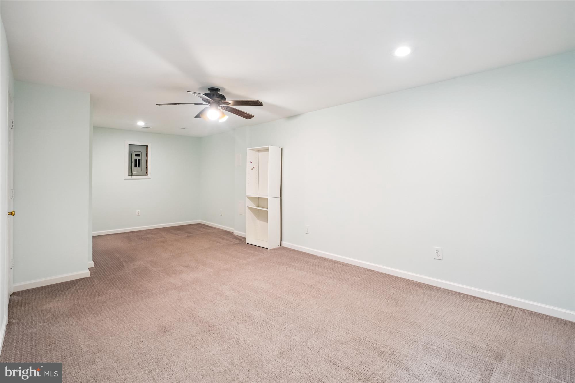 BLOOMS CROSSING - Residential