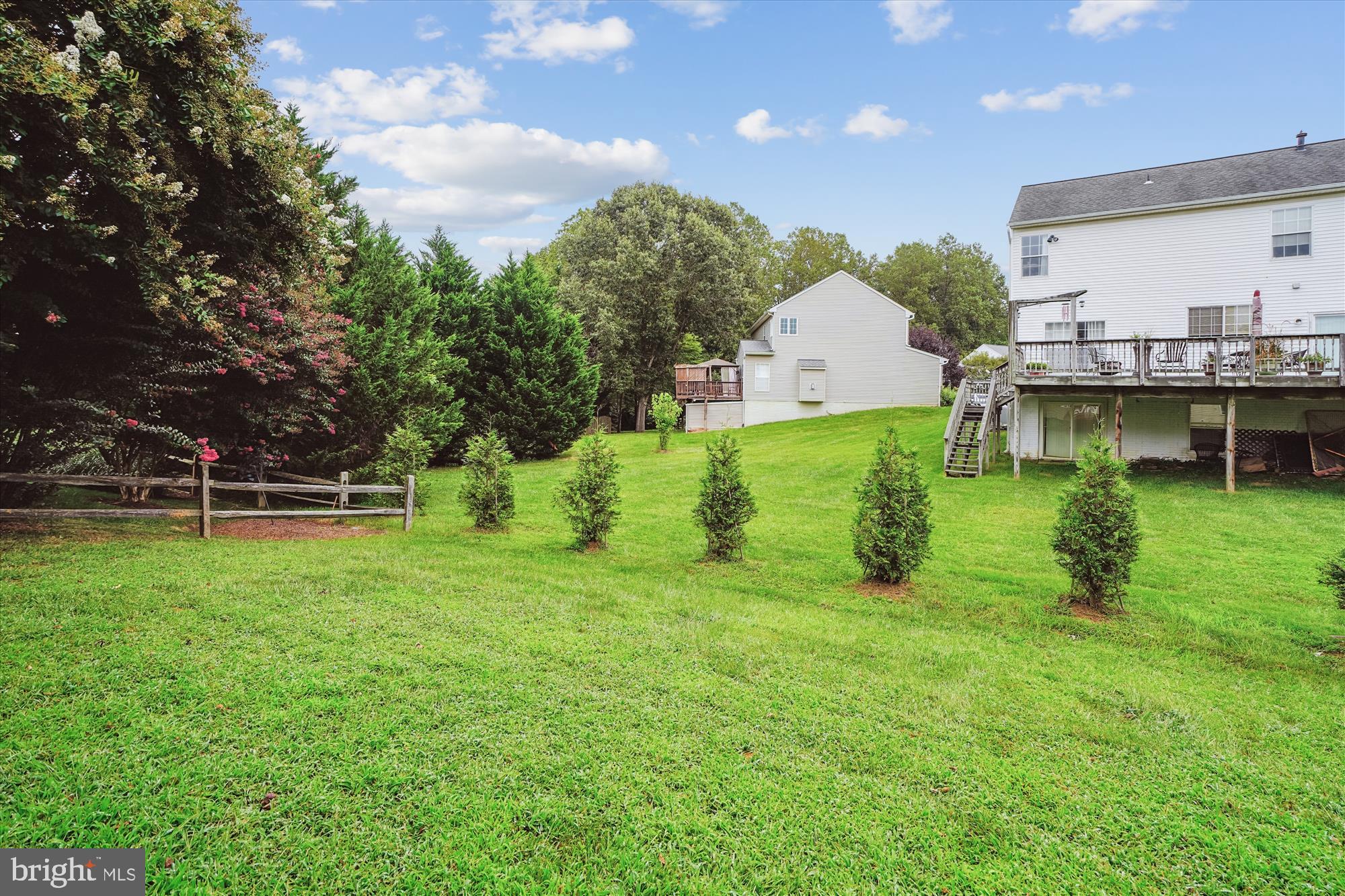 BLOOMS CROSSING - Residential