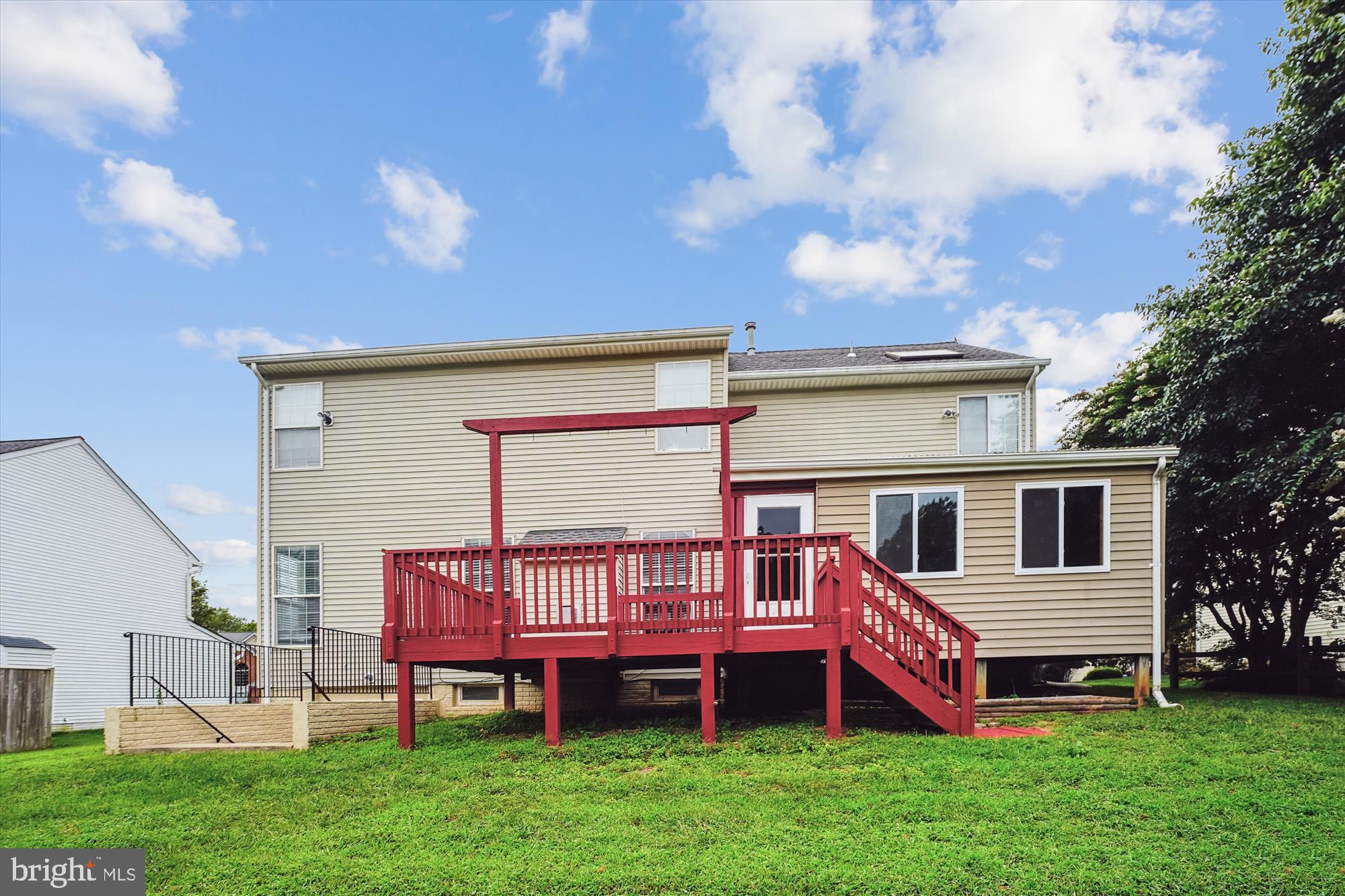 BLOOMS CROSSING - Residential