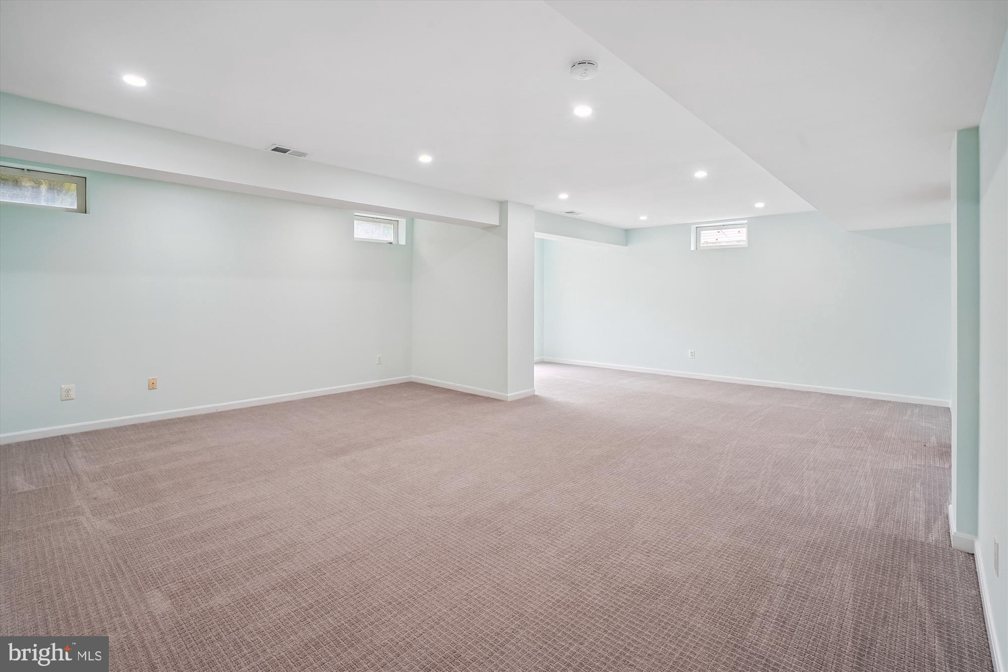 BLOOMS CROSSING - Residential