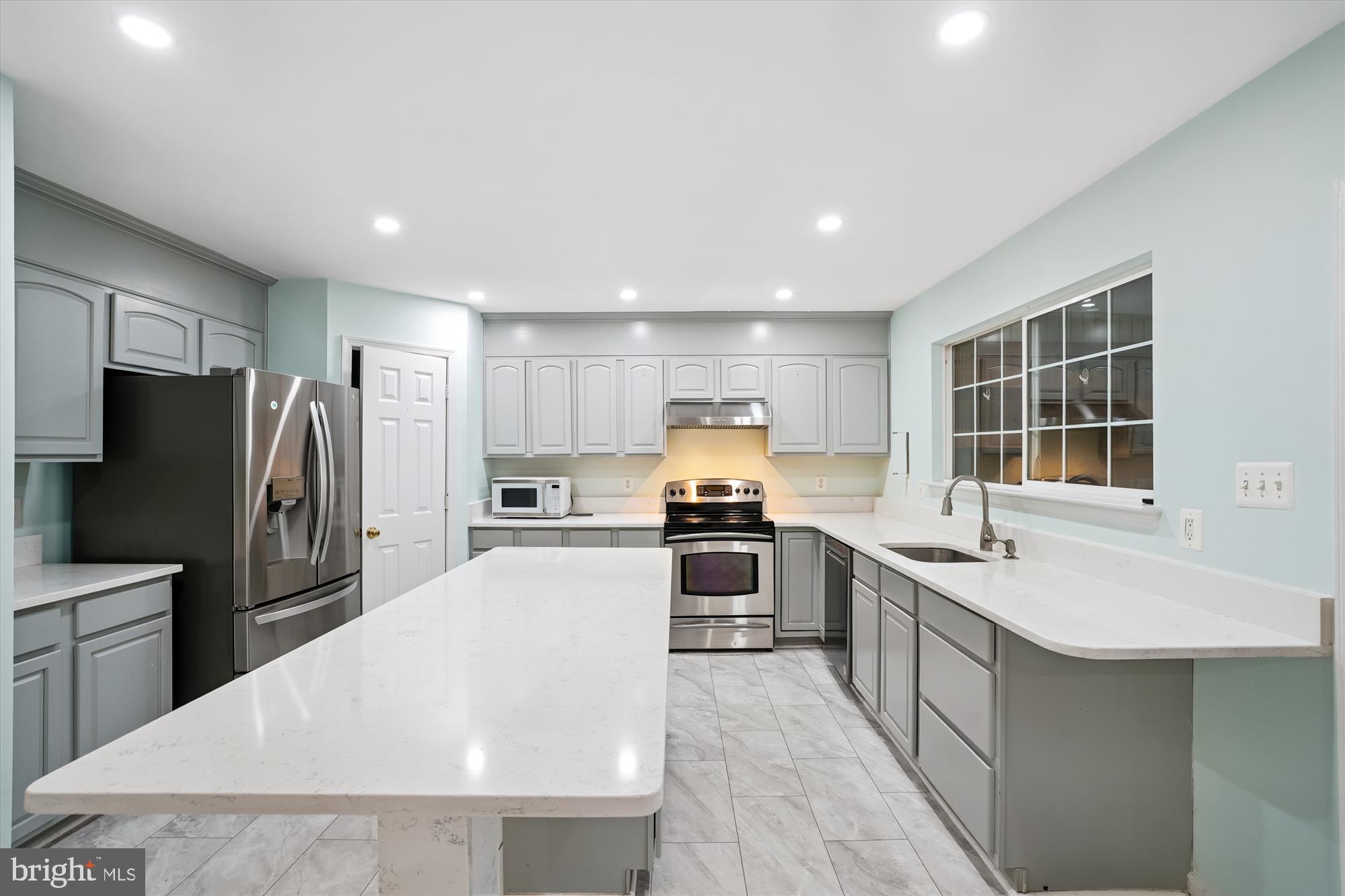 BLOOMS CROSSING - Residential