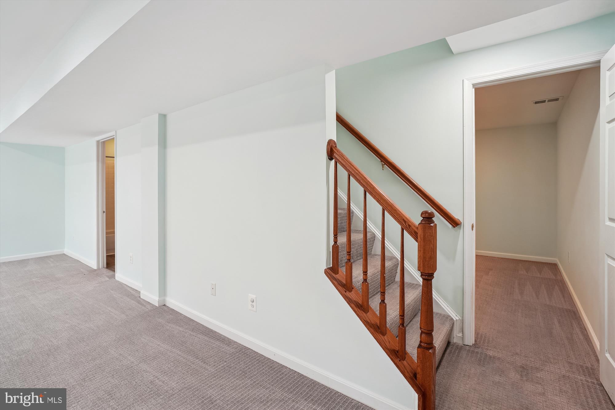 BLOOMS CROSSING - Residential