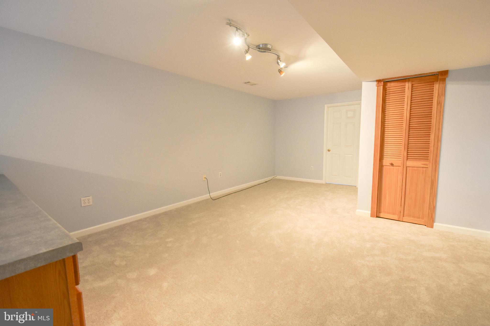 KINGSTON - Residential Lease