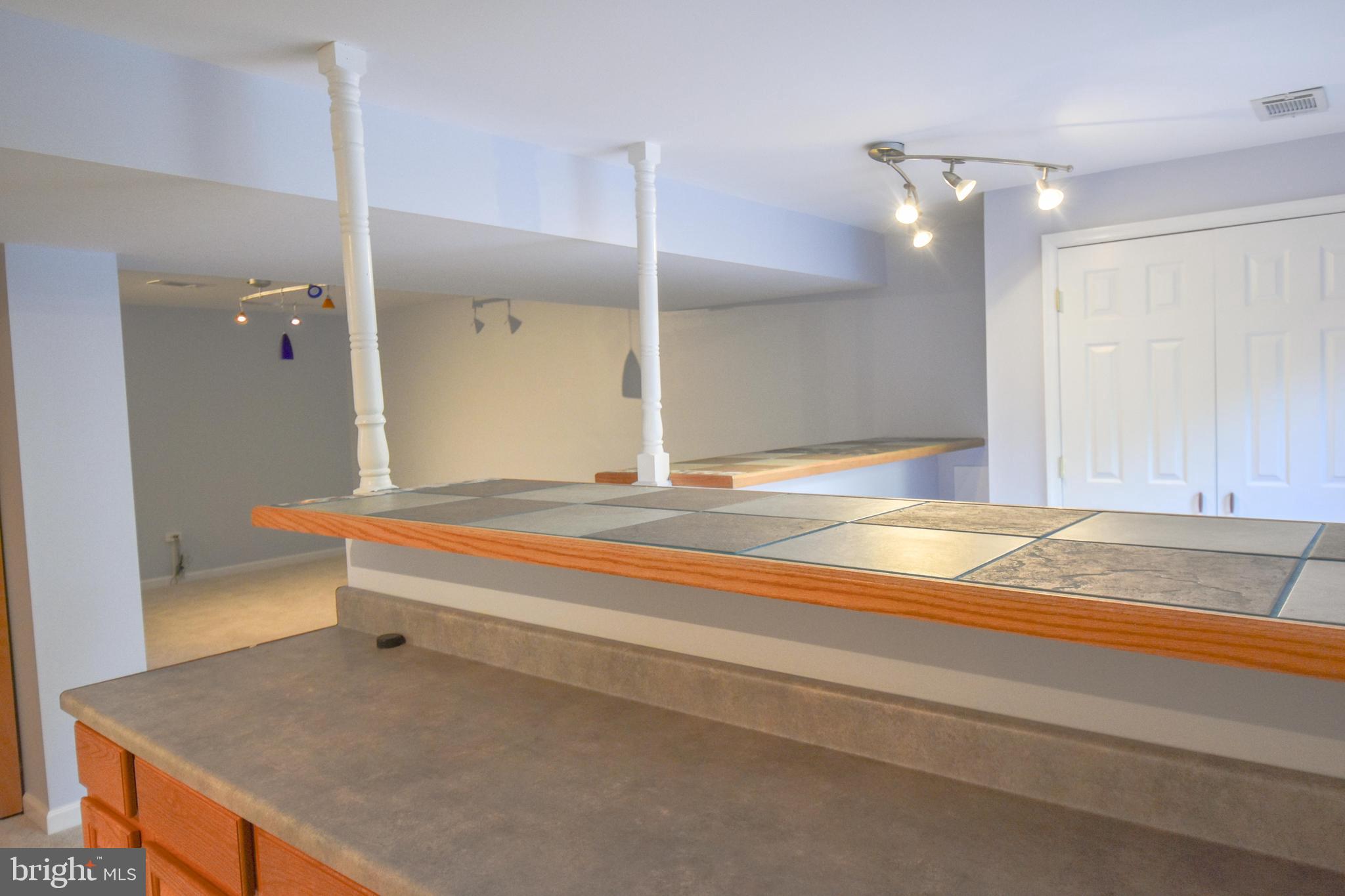 KINGSTON - Residential Lease