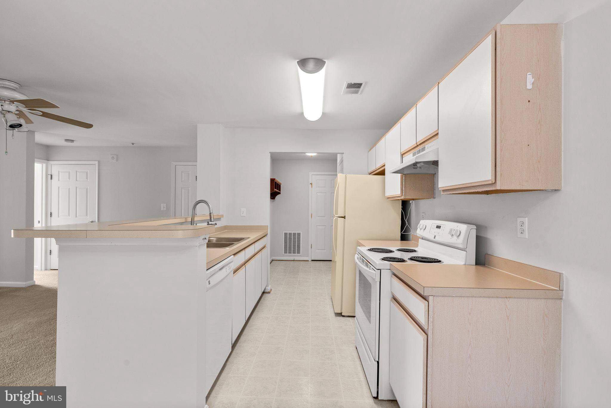 TIDEWATER COLONY - Residential