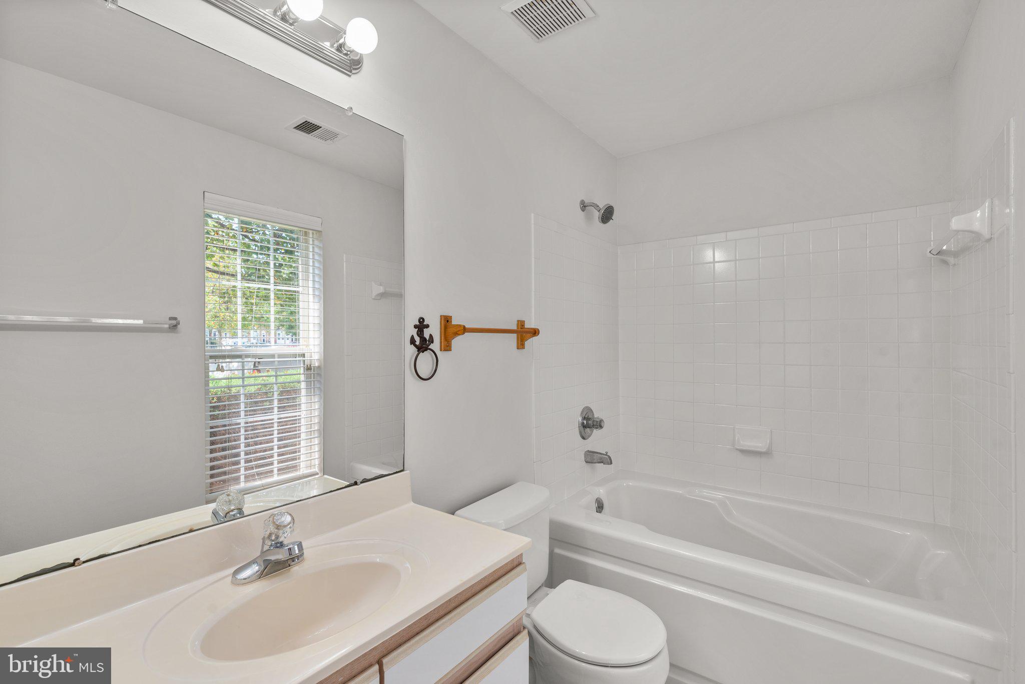 TIDEWATER COLONY - Residential