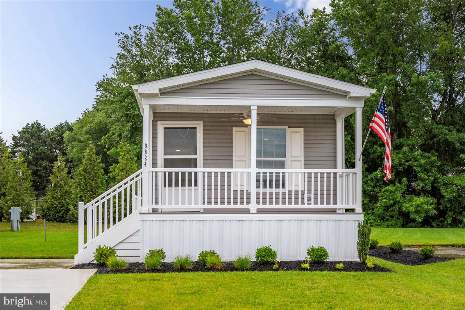 SALT LIFE PARK LLC - Residential