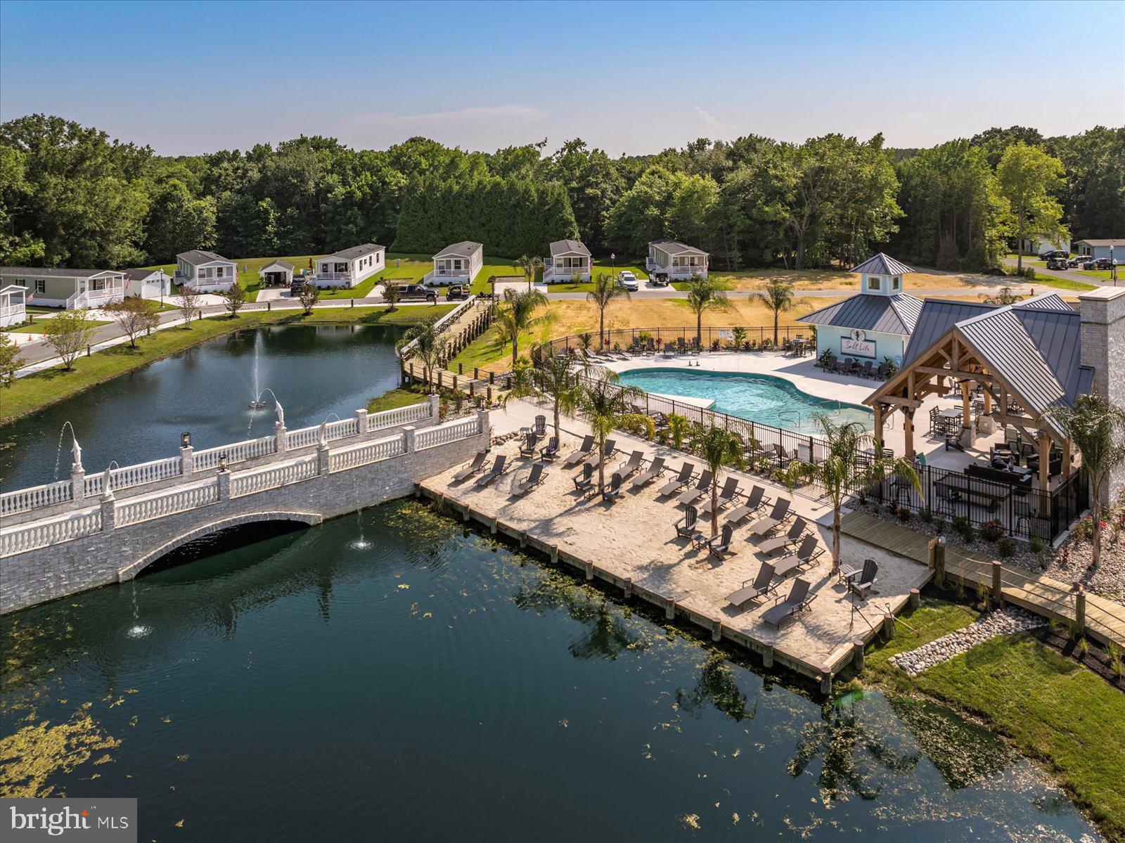 SALT LIFE PARK LLC - Residential
