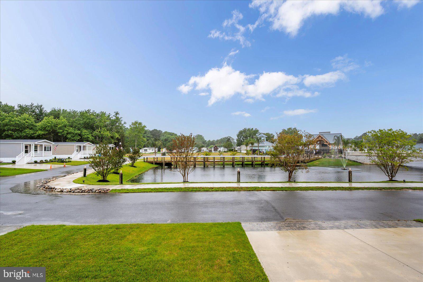 SALT LIFE PARK LLC - Residential