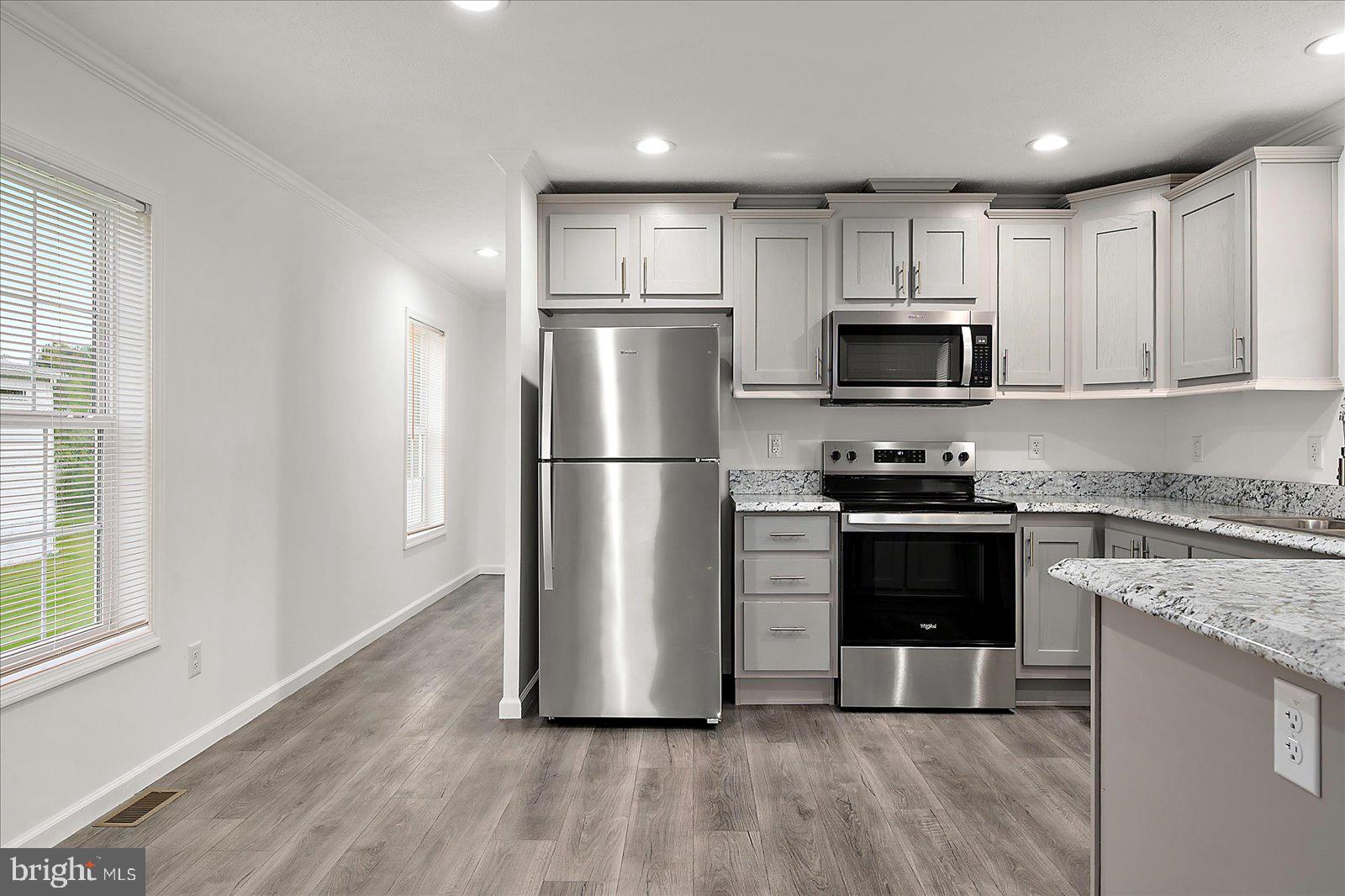 SALT LIFE PARK LLC - Residential