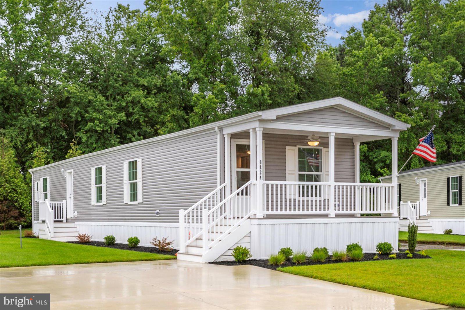 SALT LIFE PARK LLC - Residential