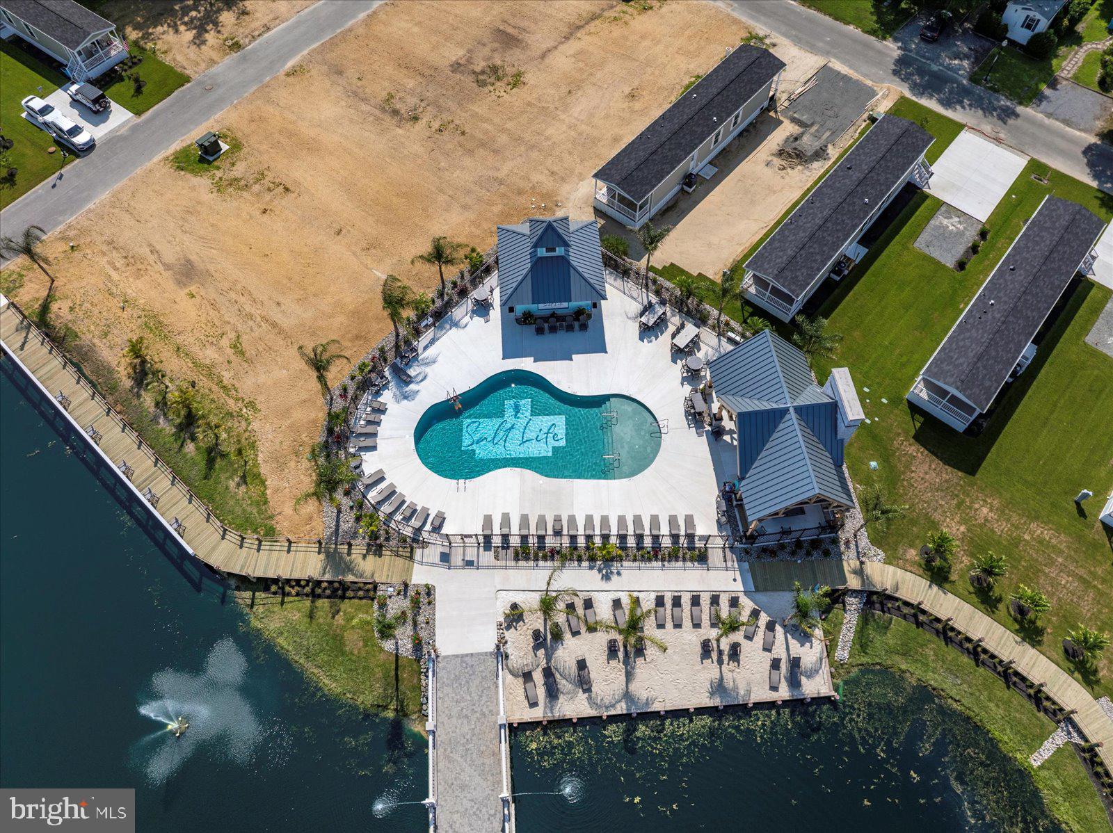 SALT LIFE PARK LLC - Residential