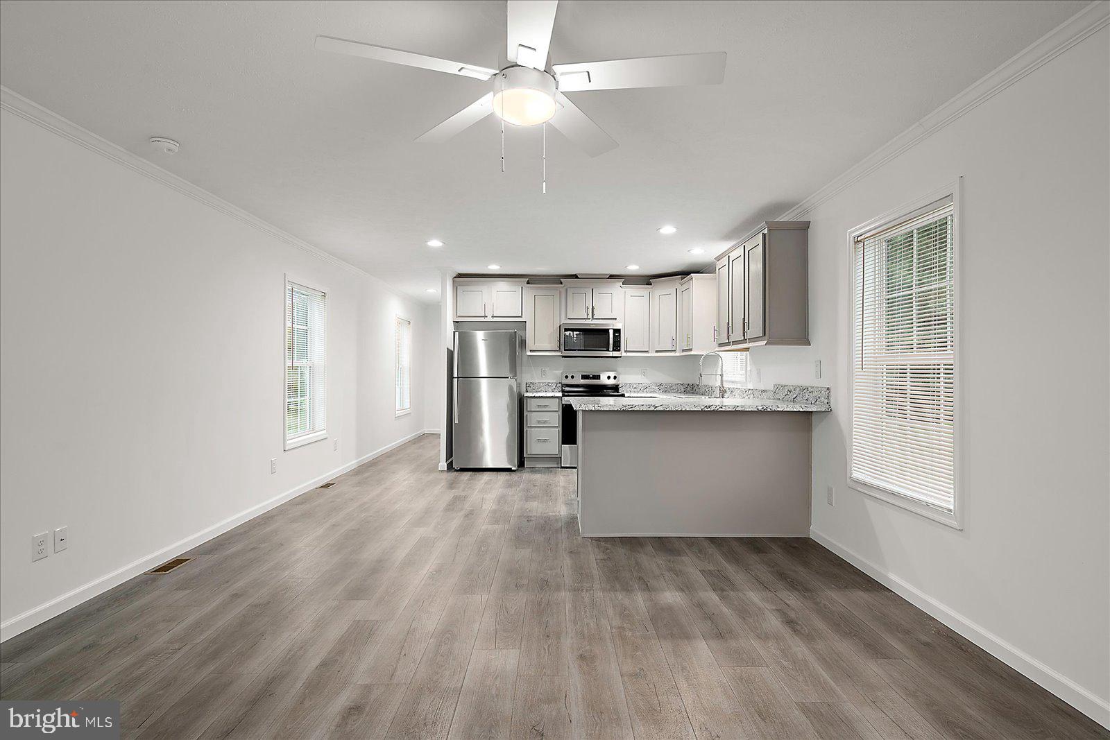 SALT LIFE PARK LLC - Residential