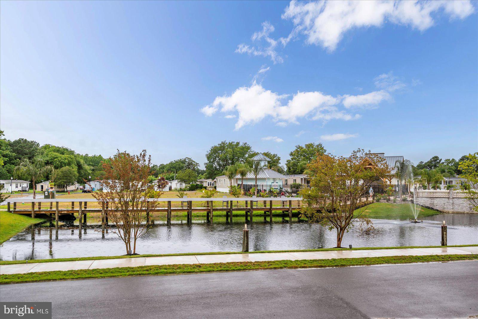 SALT LIFE PARK LLC - Residential