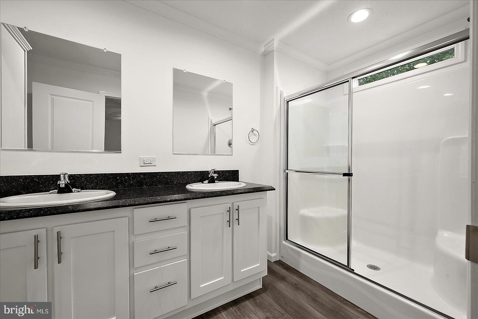 SALT LIFE PARK LLC - Residential